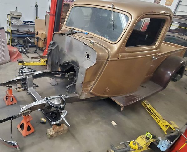 Gray's Garage Hot Rods and Customs
