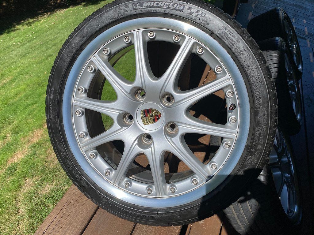 Wheels and Tires/Axles -  - Used - 1999 to 2004 Porsche 911 - 1997 to 2004 Porsche Boxster - Dumfries, VA 22025, United States