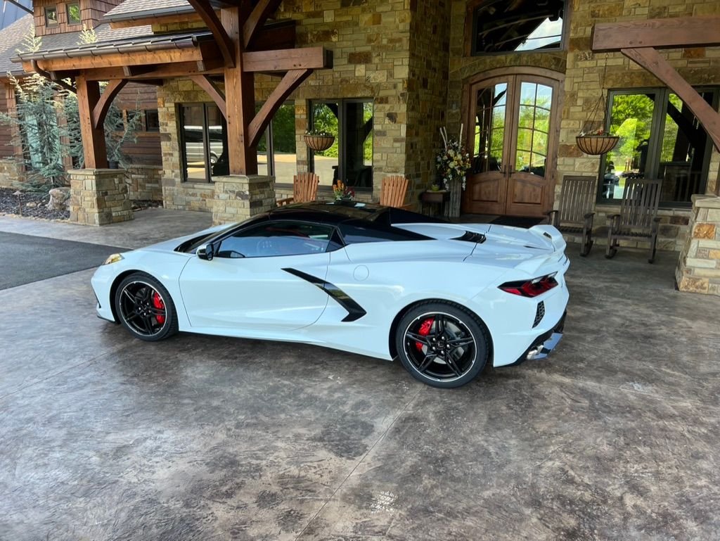 2022 Chevrolet Corvette - 2022 Corvette C8 Hard Top Convertable 3LT Loaded 52 Miles - New - VIN 1G1YC3D45N5117875 - 52 Miles - 8 cyl - 2WD - Automatic - Convertible - White - Kansas City, MO 64152, United States