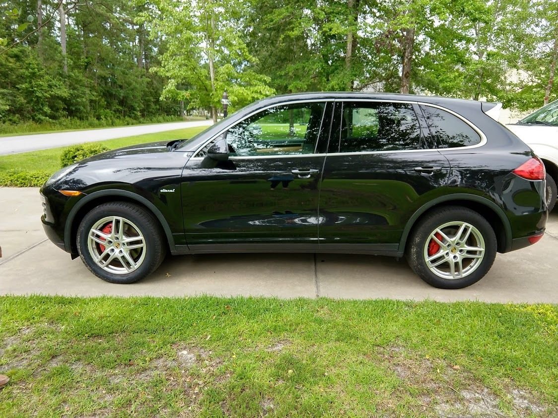 2014 Porsche Cayenne - Low Mileage Diesel w/ all service records - Used - VIN Platinum Edition - 75,000 Miles - 6 cyl - AWD - Automatic - SUV - Black - Beaufort, NC 28516, United States