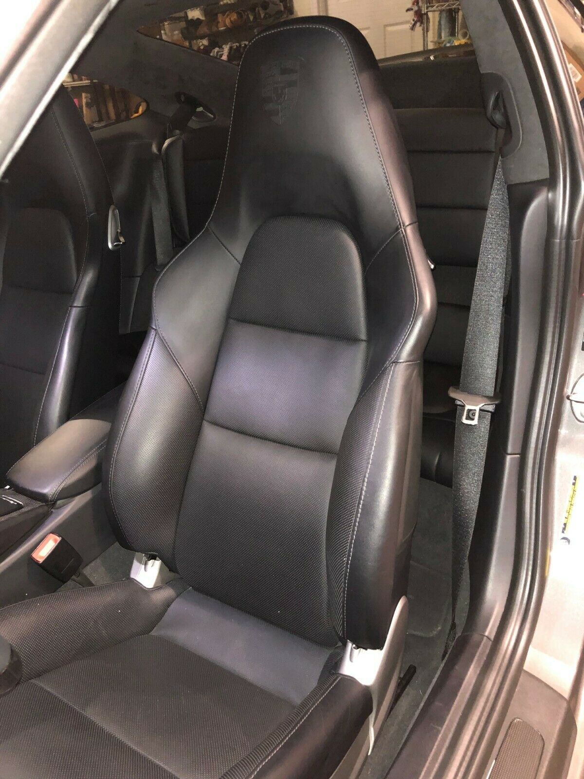 Interior/Upholstery - PORSCHE 991 981 & 718 OEM GENUINE ADAPTIVE 18 WAY BLACK LEATHER SEATS WITH CREST - Used - 2013 to 2019 Porsche 911 - Lee's Summit, MO 64064, United States