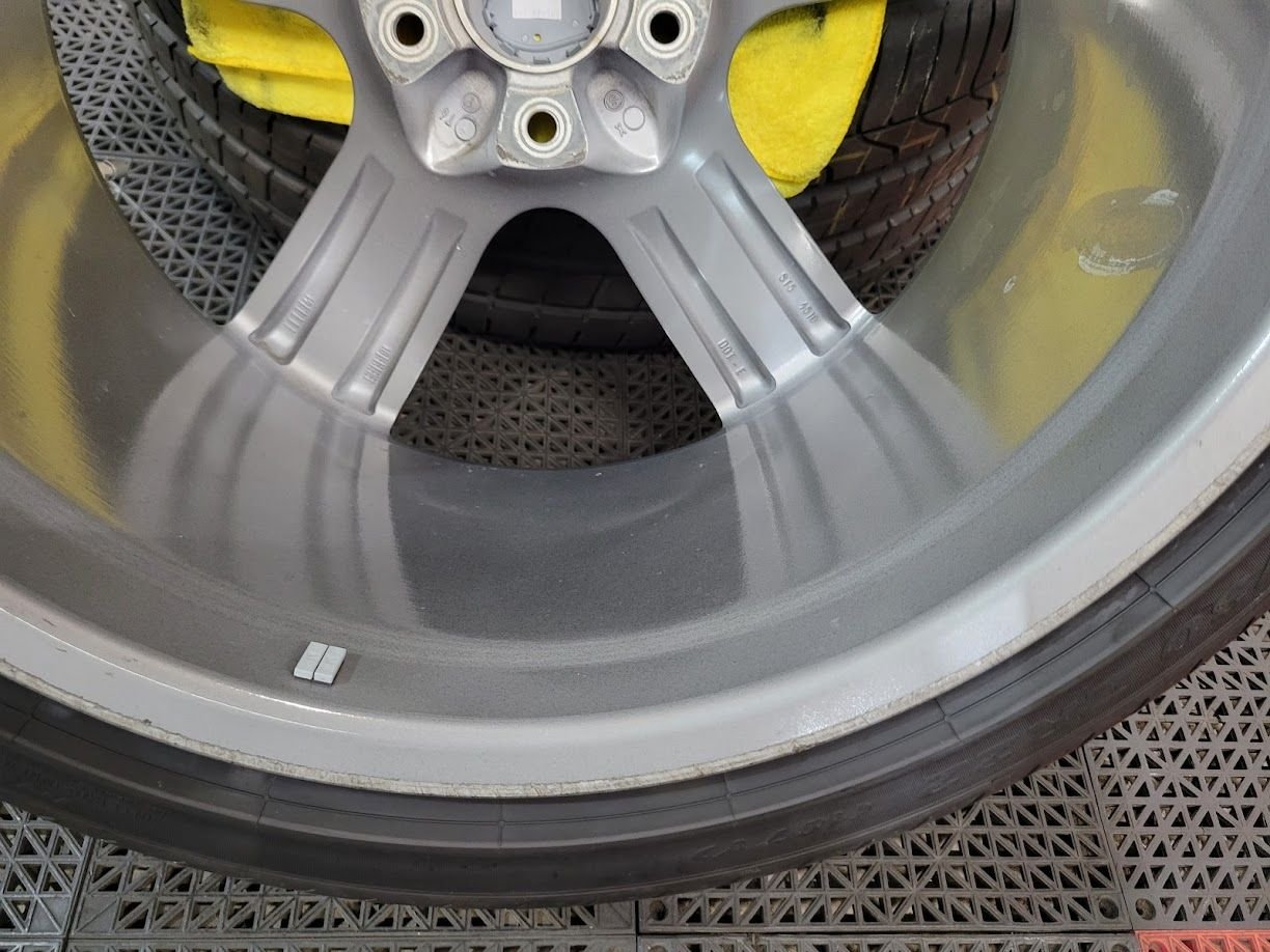Wheels and Tires/Axles - OEM 22" 2019+ Porsche Cayenne Sport Classic Wheels Platinum w/Pirelli Tires - Used - 2019 to 2021 Porsche Cayenne - Columbus, OH 43228, United States