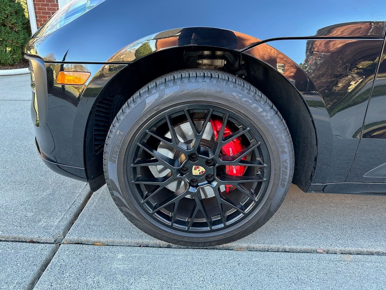 2020 Porsche Macan - 2020 Macan GTS Black/Black 28k miles + CPO - Used - VIN WP1AG2A53LLB55892 - 29,000 Miles - 6 cyl - AWD - Automatic - SUV - Black - Charlotte, NC 28277, United States