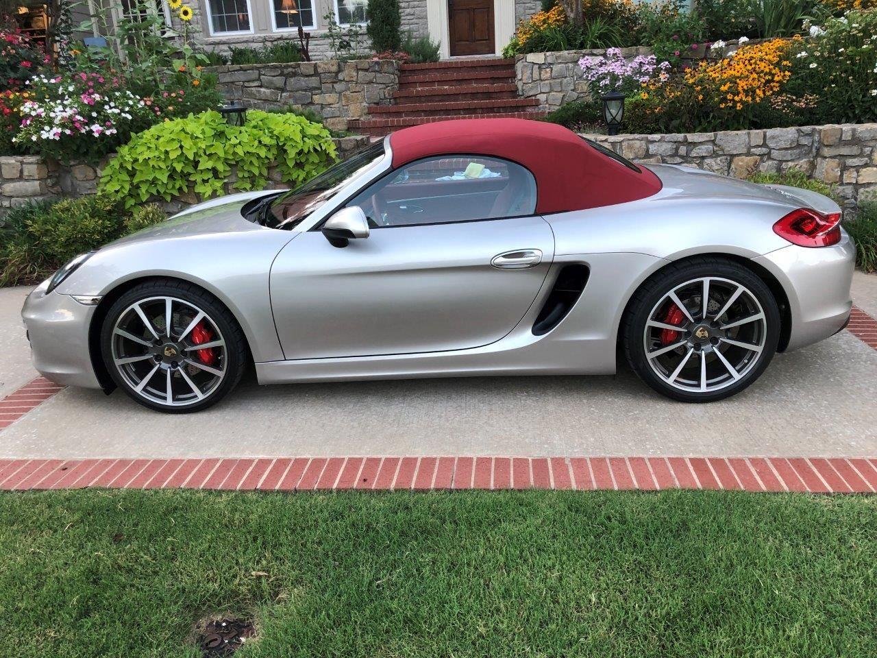 2013 Porsche Boxster - 2013 Boxster S 10.6K mi - Plat Silver Carrera Red Leather - PASM, PTV, PSE, MT - Used - VIN WP0CB2A89DS132286 - 6 cyl - 2WD - Manual - Convertible - Silver - Tulsa, OK 74120, United States