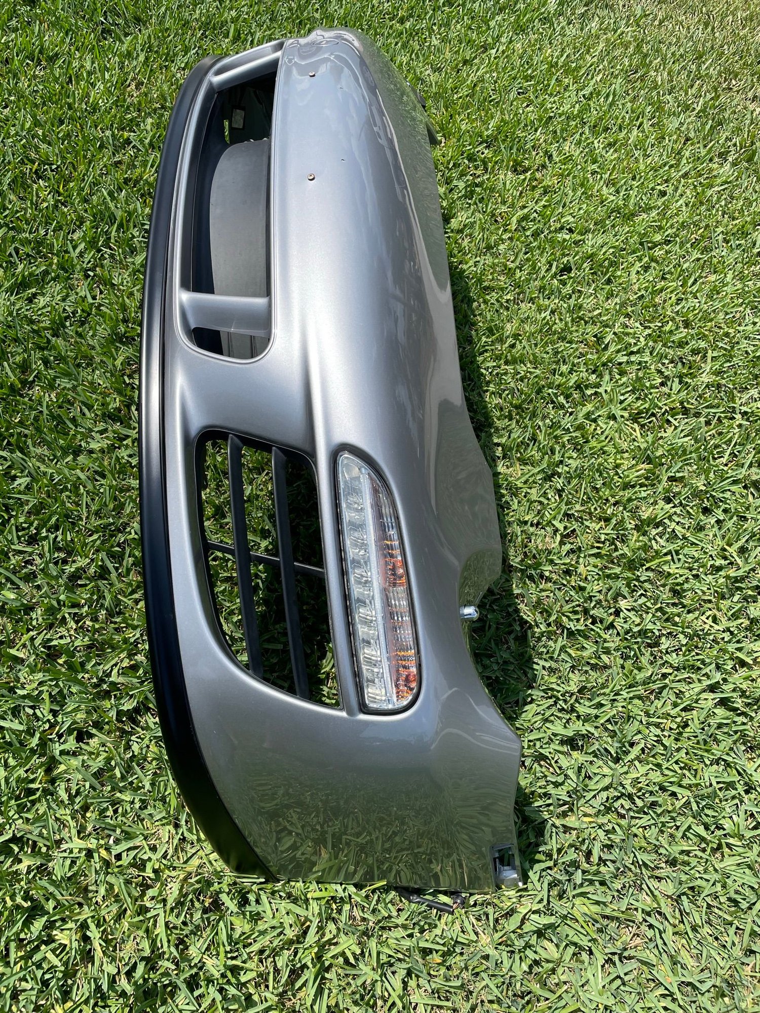 Exterior Body Parts - 997.2 OEM Porsche Aerokit/GTS front bumper cover complete GT Silver Metallic - Used - 2009 to 2011 Porsche 911 - Palm City, FL 34990, United States