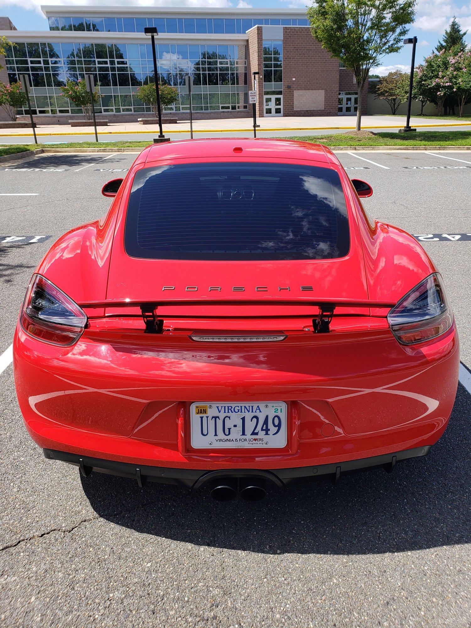 2015 Porsche Cayman - 2015 Porsche Cayman GTS Guards Red 6MT CPO - Used - VIN WP0AB2A81FK184313 - 34,900 Miles - 6 cyl - 2WD - Manual - Coupe - Red - Fairfax, VA 22031, United States