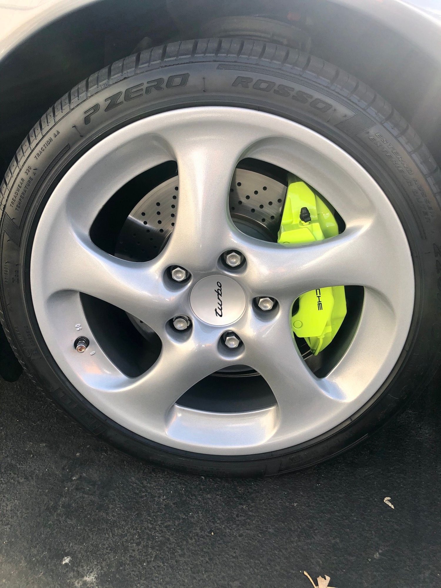 Painted my brake calipers acid green and IMO looks awesome... Page 2