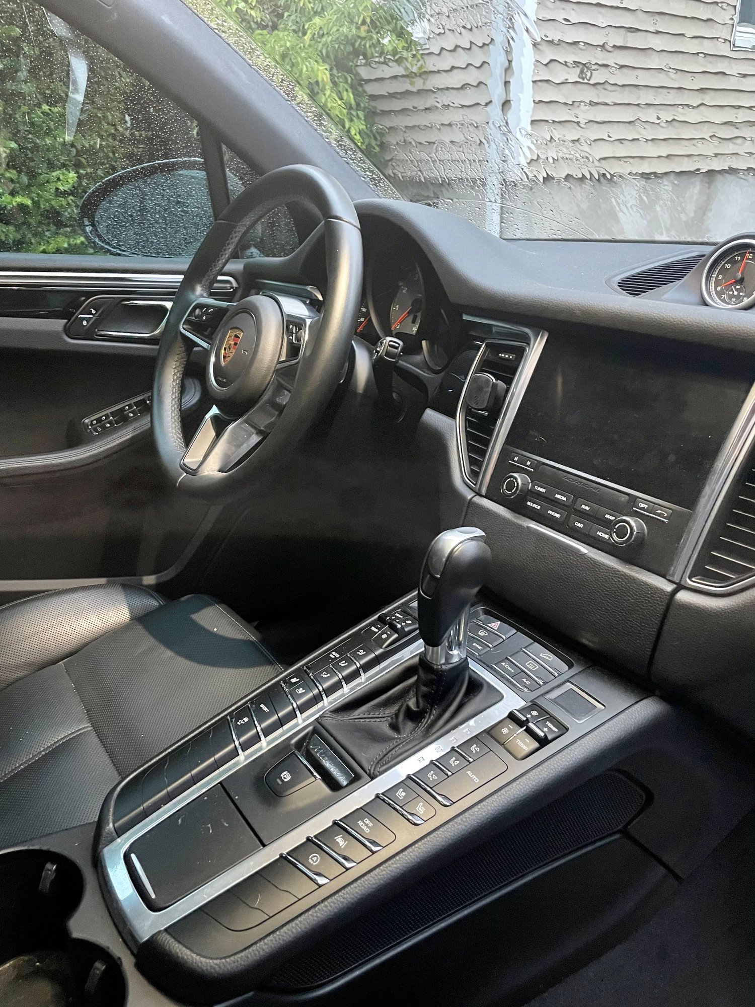 2017 Porsche Macan - 2017 Macan S 29k Miles - CPO - Great build - Used - VIN WP1AB2A54HLB18517 - 29,500 Miles - 6 cyl - Charlestown, MA 02129, United States