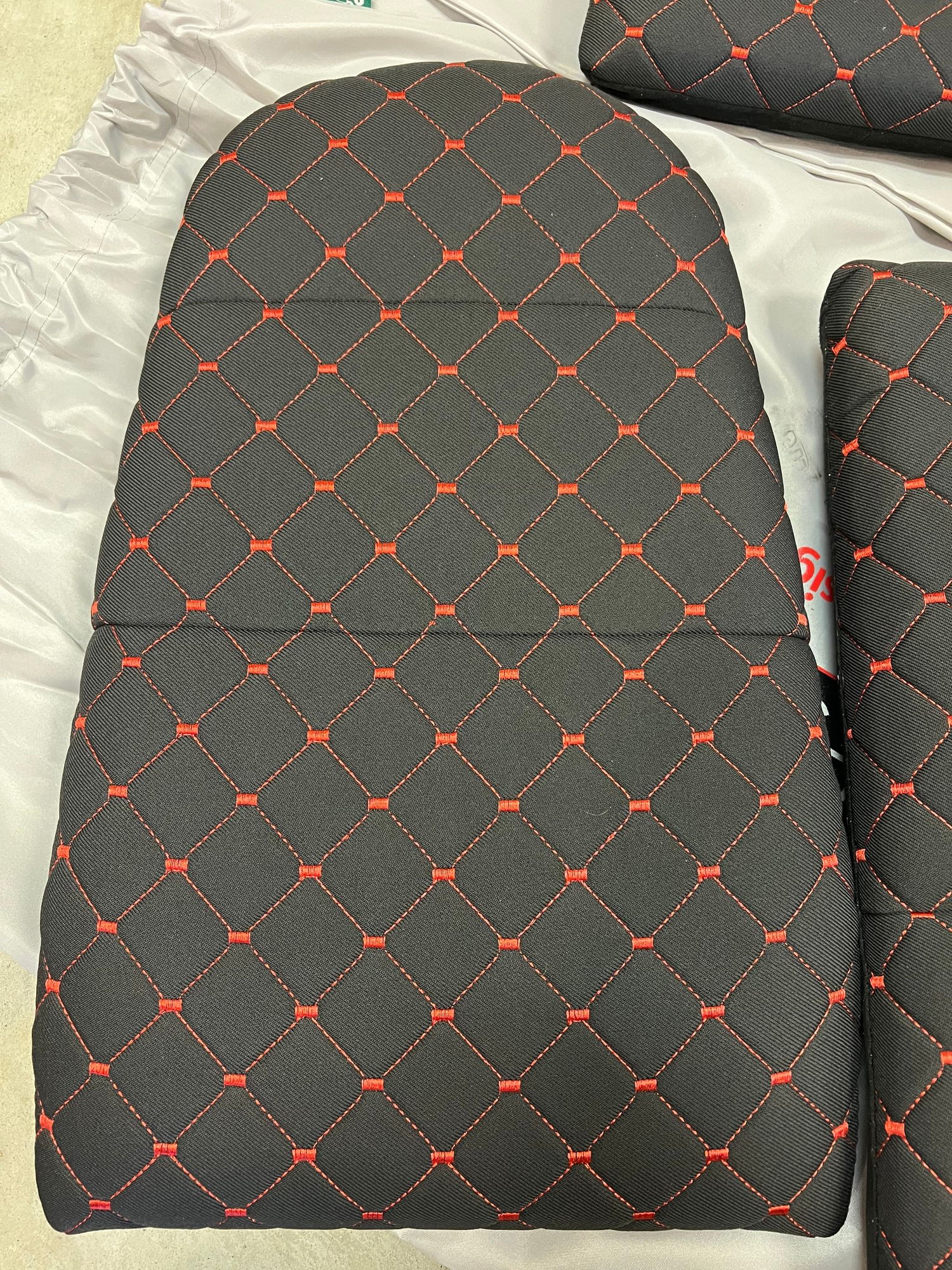 Interior/Upholstery - P1 Designs Black Diamond w/Memory Foam 991 LWBS - Used - 2016 to 2019 Porsche 911 - Wilson, NC 27896, United States