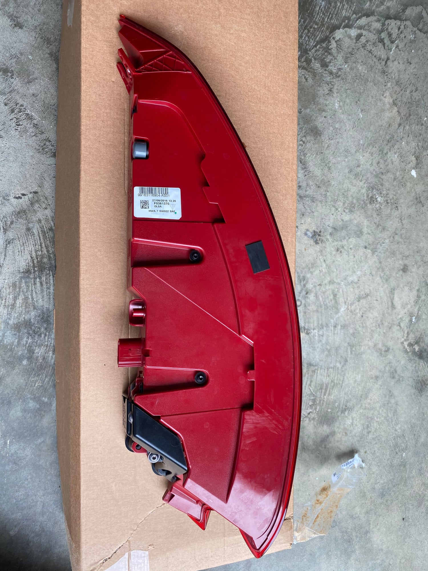 Lights - 991.2 red tail lights (pair) - Used - 2016 to 2019 Porsche 911 - Richmond, VA 23231, United States