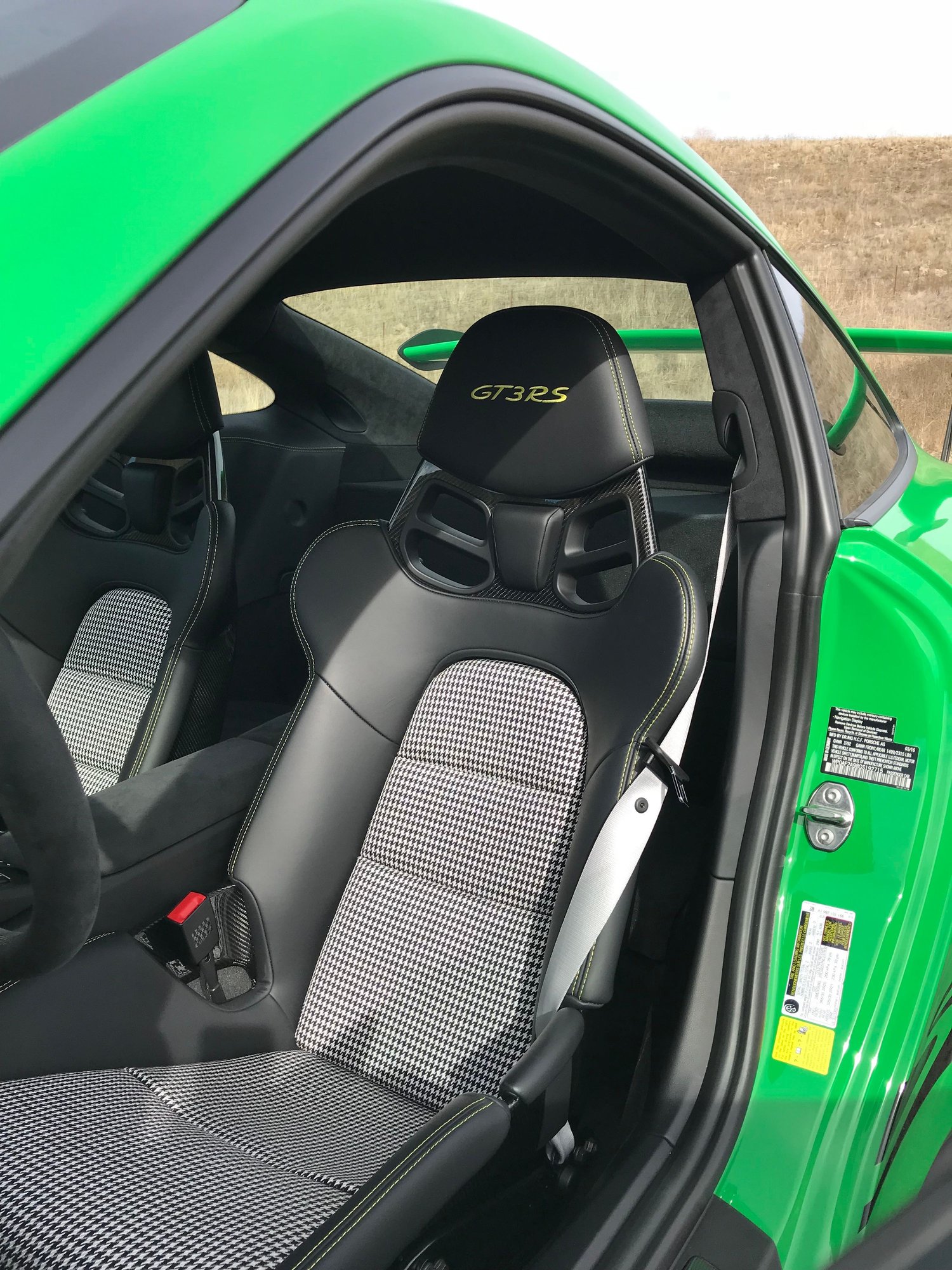 2016 Porsche 911 - 2016 GT3RS Viper Green w/Acid Green Stitching For Sale OBO - Used - VIN WP0AF2A98GS192715 - 2,200 Miles - San Francisco, CA 94109, United States