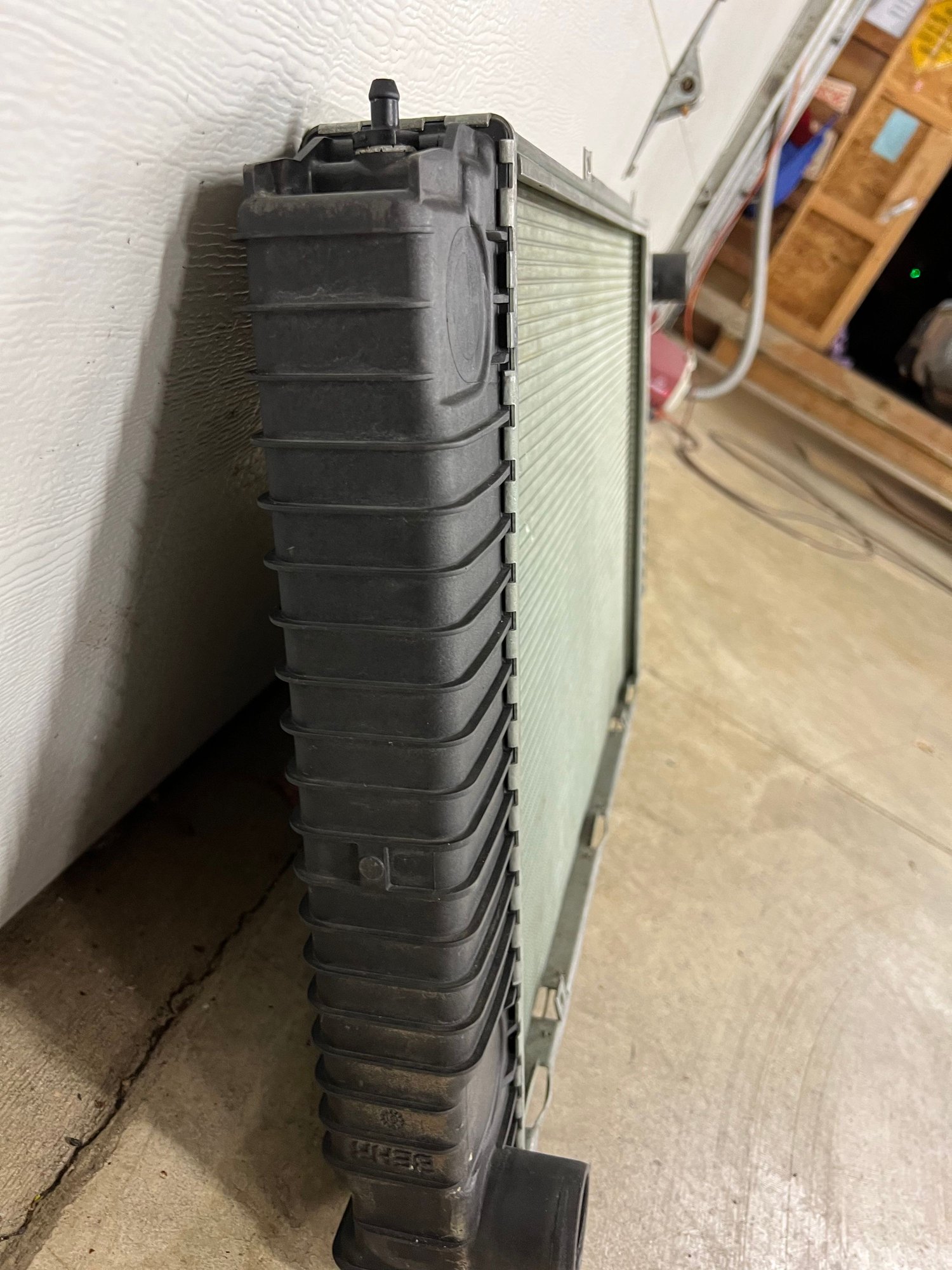 Miscellaneous - ***USED-Porsche 928 GTS Radiator*** - Used - 1990 to 1995 Porsche 928 - Centerburg, OH 43011, United States