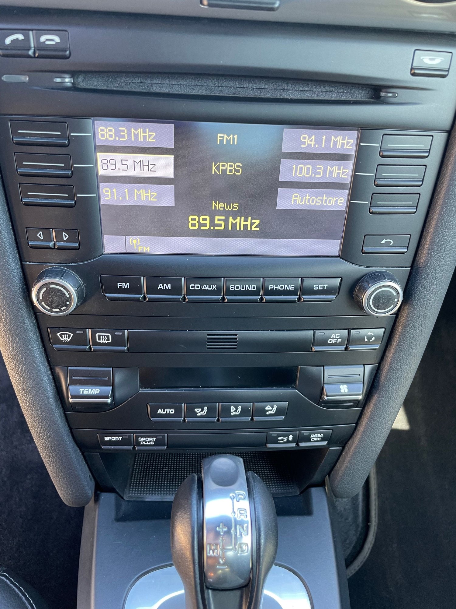 2010 Porsche Cayman - 2010 Cayman S w/ Sport Chrono - Used - VIN WP0AB2A87AU780605 - 6 cyl - 2WD - Automatic - Coupe - White - Oceanside, CA 92056, United States