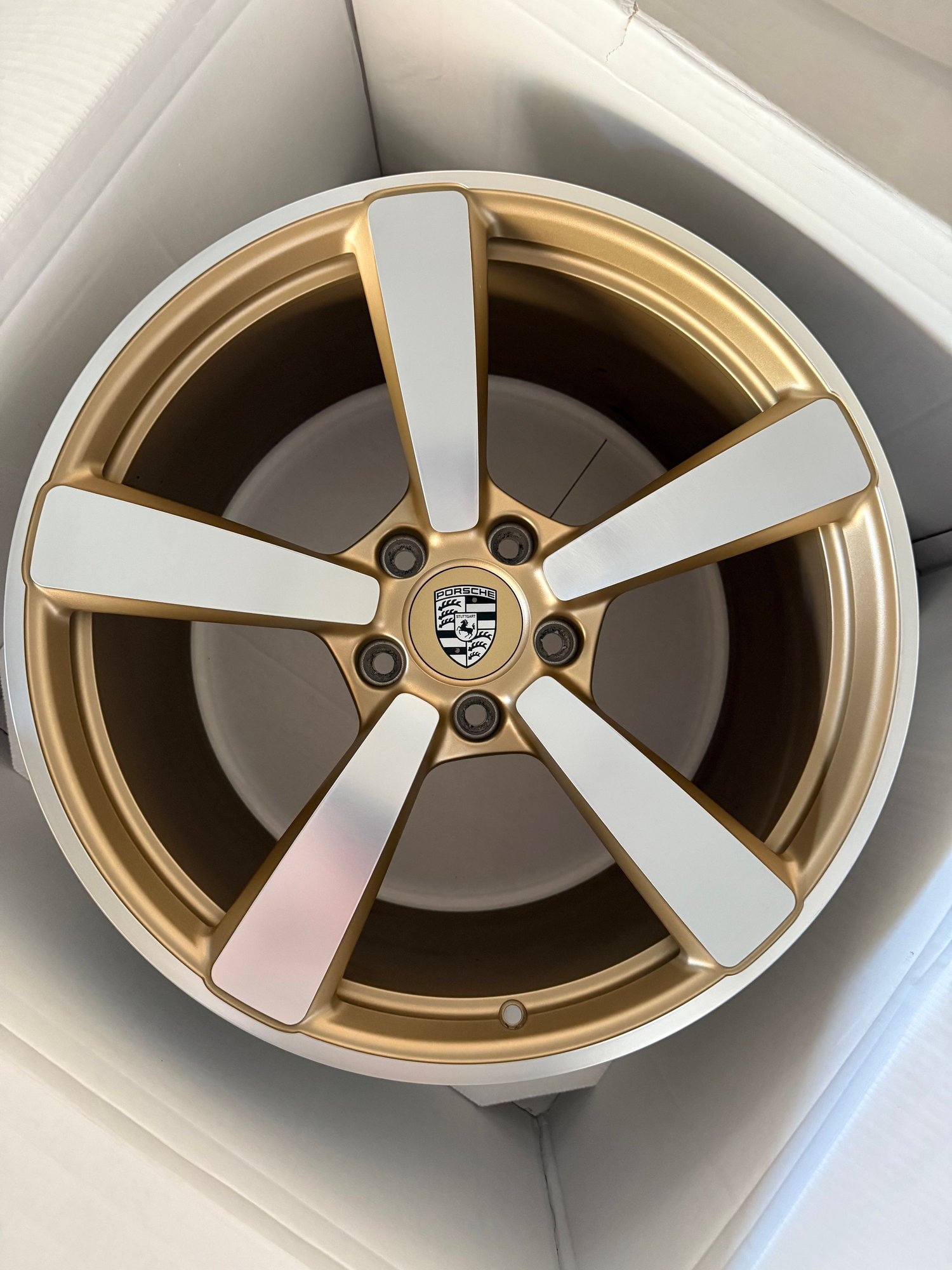 Wheels and Tires/Axles - 992 Exclusive Design Rims Aurum - Used - -1 to 2026  All Models - Lewisville, TX 75056, United States