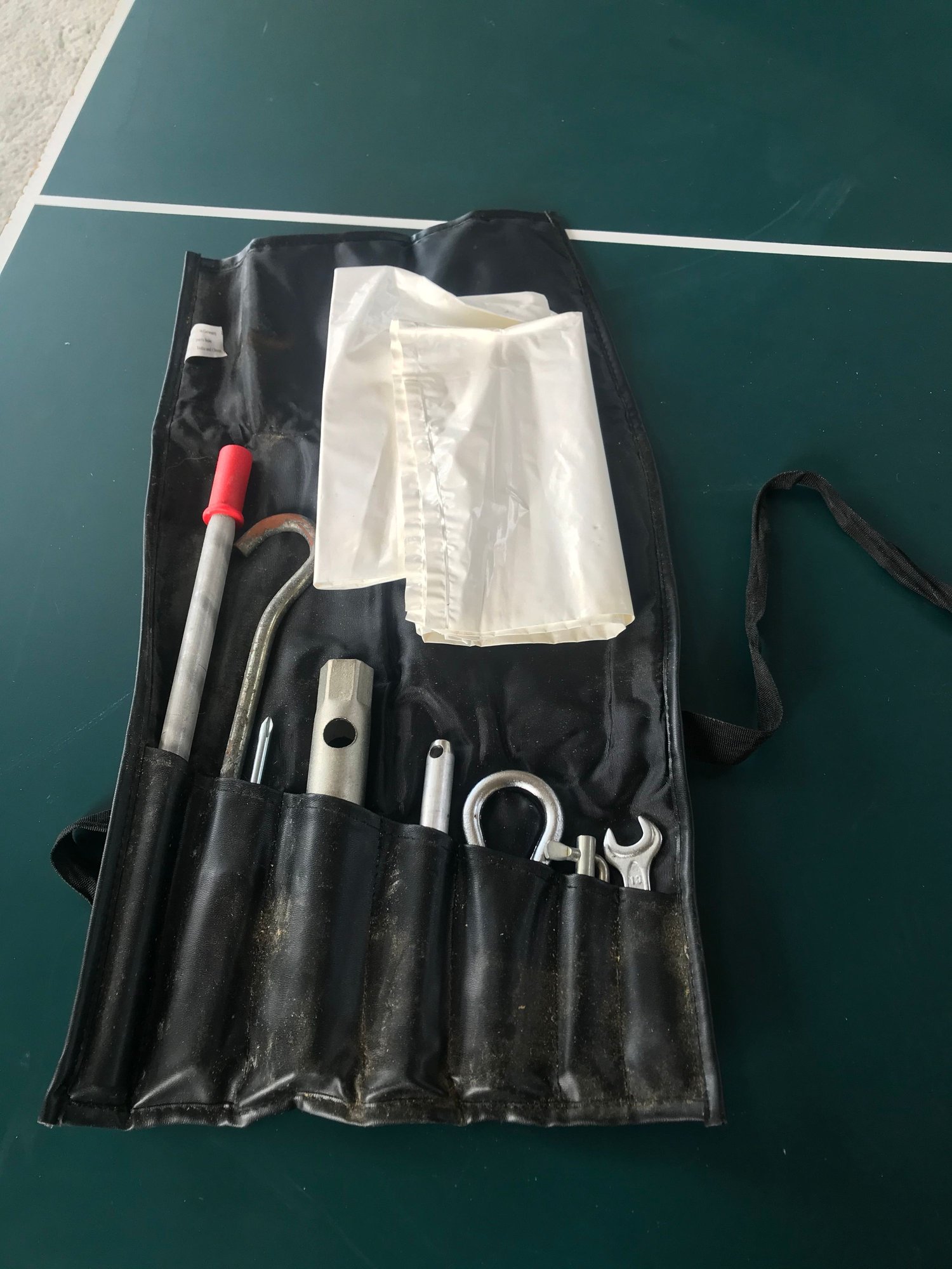 Accessories - 996 tools - Used - 2001 to 2005 Porsche 911 - Dexter, MI 48130, United States