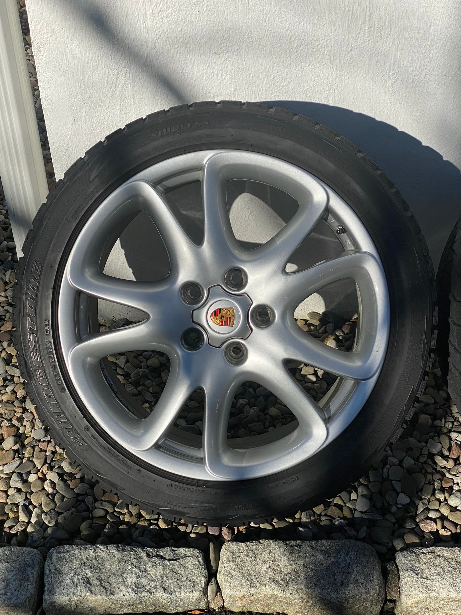 Wheels and Tires/Axles - Genuine Porsche Cayenne 20" Wheels w/Winter Blizzaks, Caps, TPMS, Covers & Spacers - Used - All Years Porsche Cayenne - Westport, CT 06880, United States