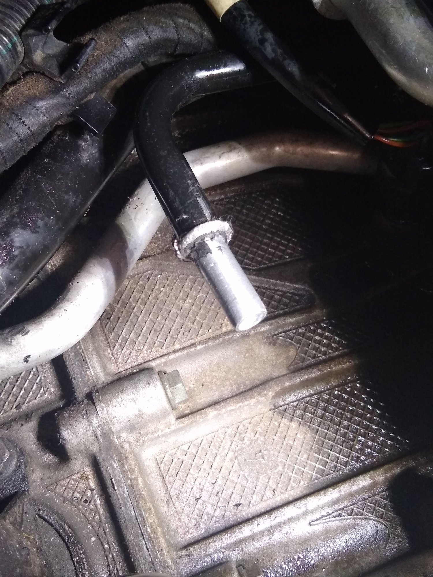 Power steering lower reservoir leaking Page 2 Rennlist Porsche