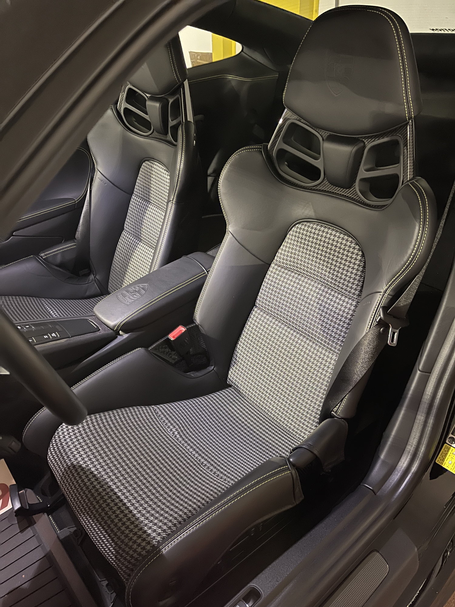 Porsche 911 store r seats