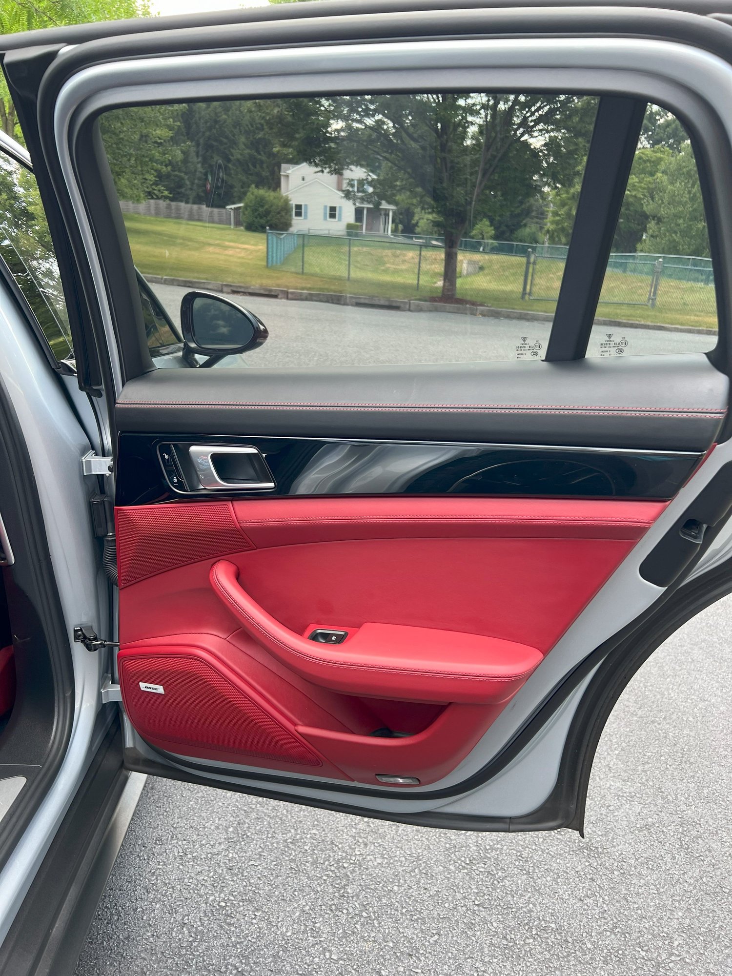 2018 Porsche Panamera - 2018 Porsche Panamera 4S Sport Turismo - Used - VIN WP0CB2A78JL190886 - 35,900 Miles - 6 cyl - AWD - Automatic - Hatchback - Silver - Allentown, PA 18104, United States