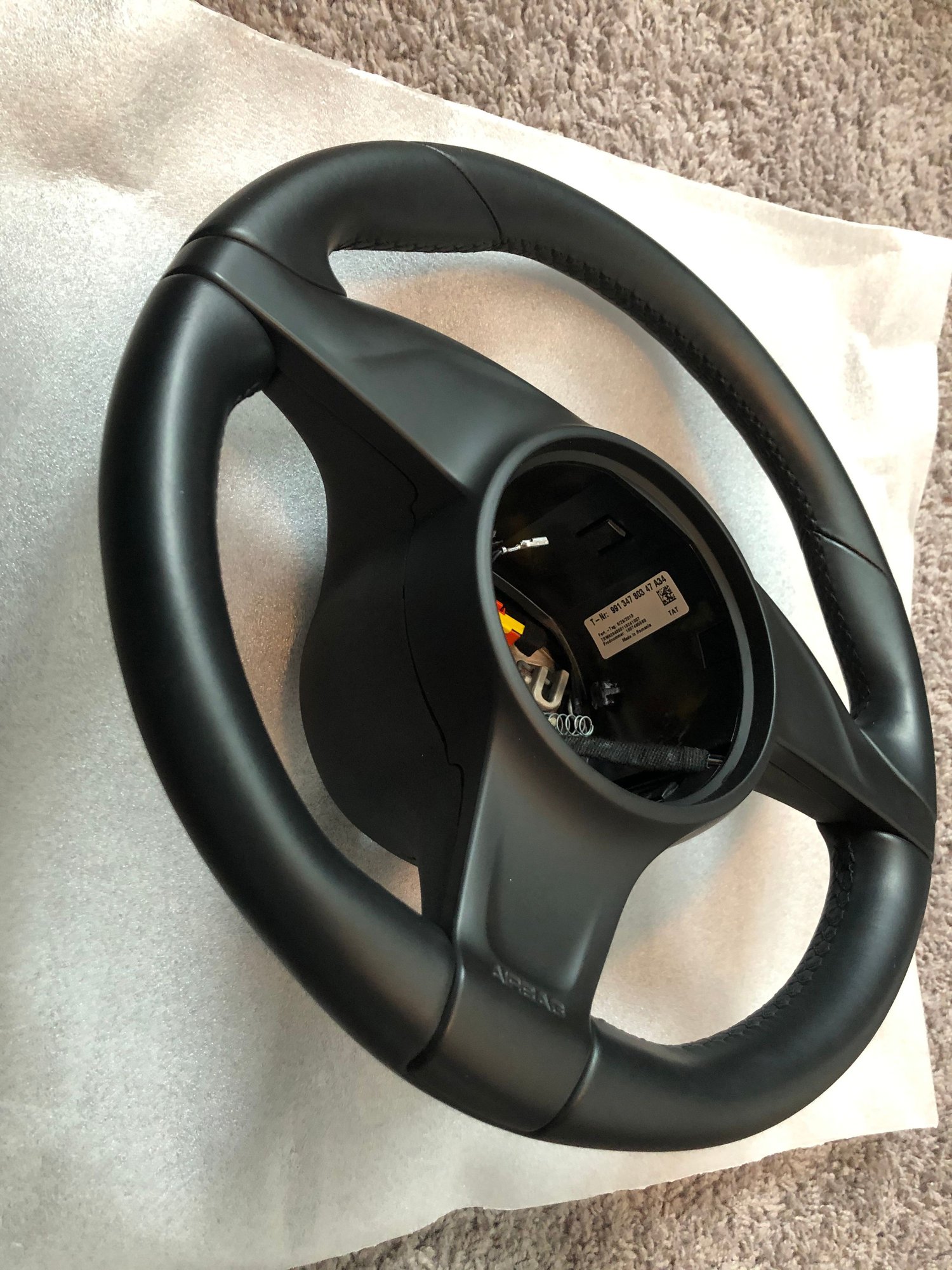 Steering/Suspension - FS: OEM Porsche Standard Leather Steering Wheel (12-16 Boxster/Cayman/Carrera) - Used - 2012 to 2016 Porsche Boxster - 2012 to 2016 Porsche Carrera - 2012 to 2016 Porsche Cayman - Cedar Park, TX 78613, United States