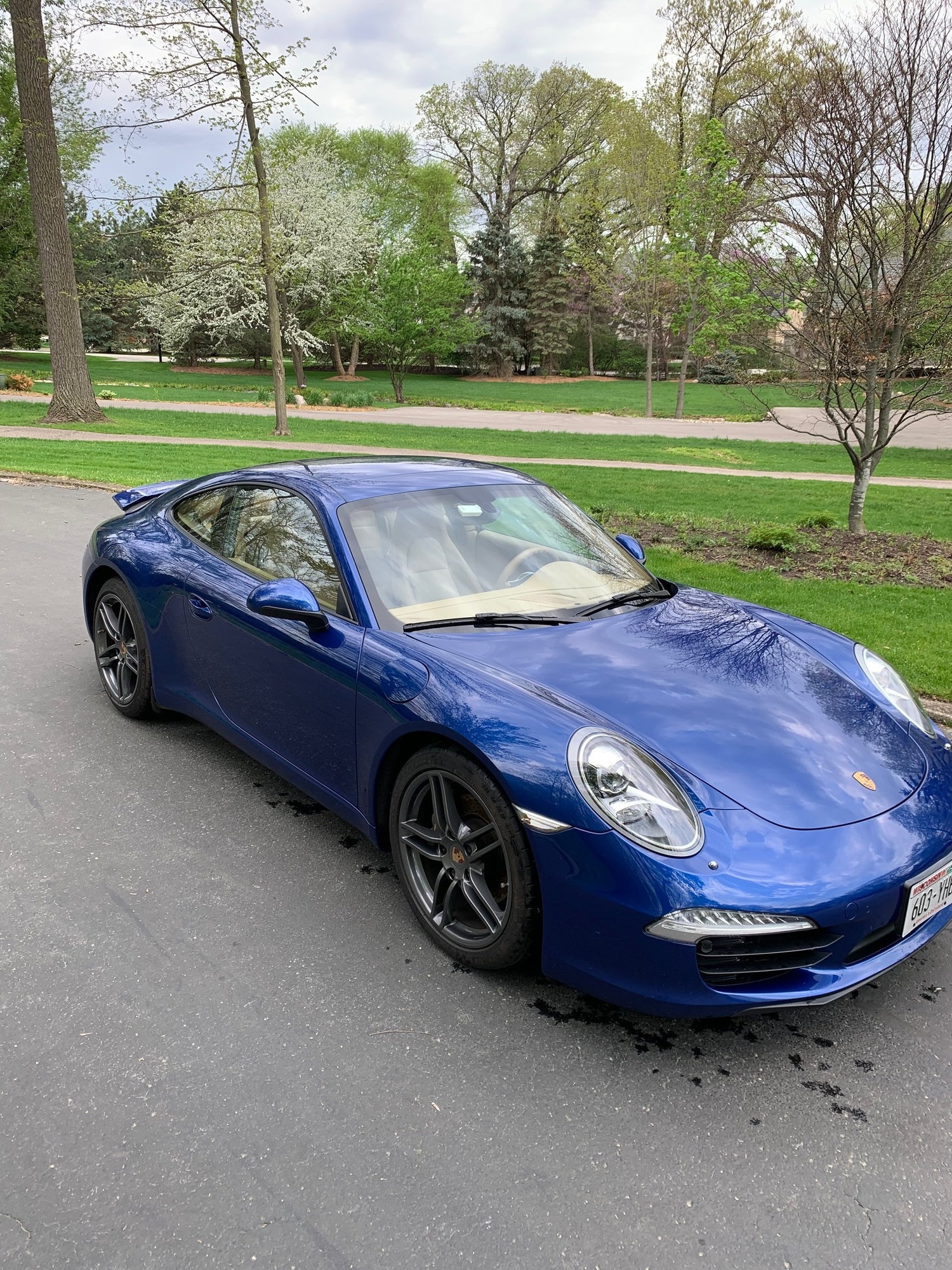 2013 Porsche 911 - 2013 C2 7MT - Used - VIN WP0AA2A98DS107818 - 46,100 Miles - 6 cyl - 2WD - Manual - Coupe - Blue - Elkhorn, WI 53147, United States