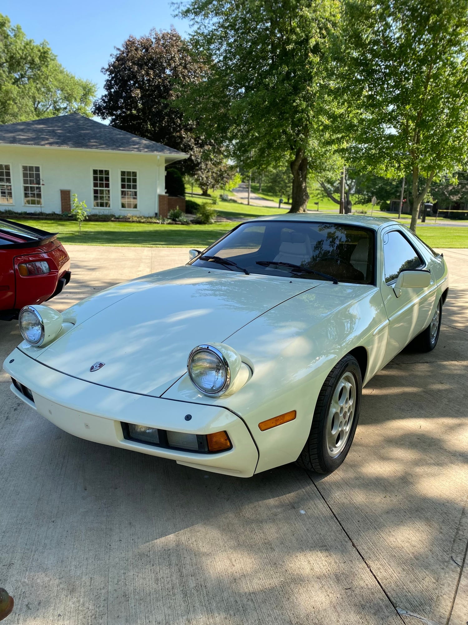 1982 Porsche 928 - ***1982 Porsche 928 73K miles*** - Used - VIN WP0JA0929CS800000 - 73,000 Miles - 8 cyl - 2WD - Automatic - Coupe - White - Columbus, OH 43214, United States