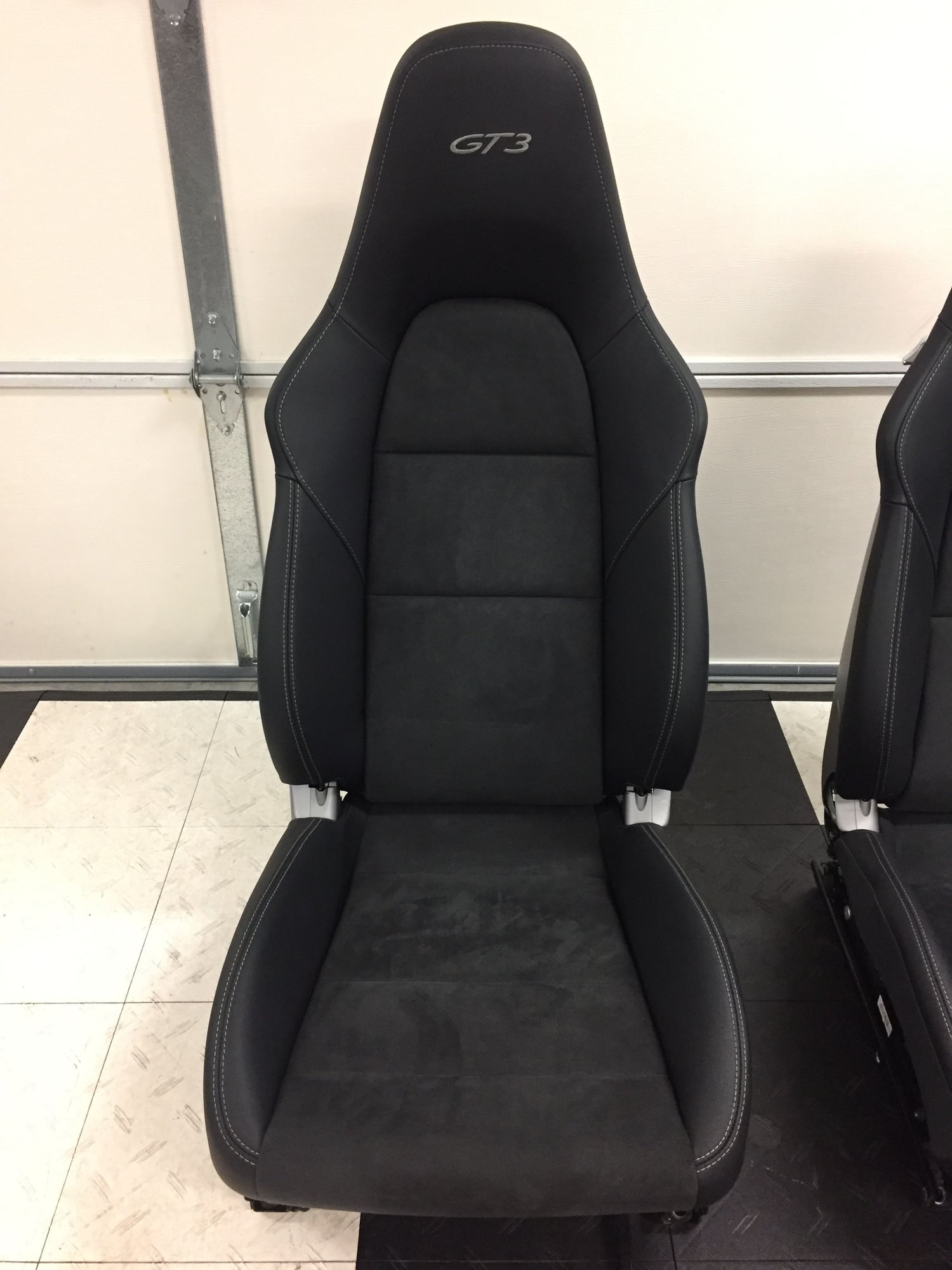Interior/Upholstery - FS: 991 GT3 4 - Way Sofa Seats with Gray / Silver stitching - Used - 2014 to 2019 Porsche GT3 - Irvine, CA 92614, United States