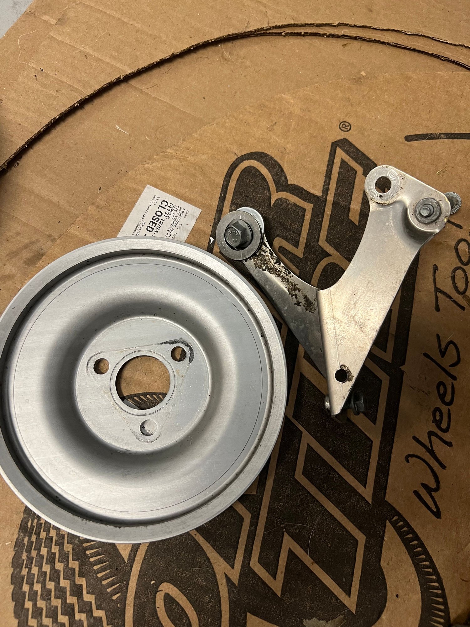 2004 Porsche GT3 - 996 GT3 power steering pump and reservoir - Accessories - $700 - Tampa, FL 33603, United States