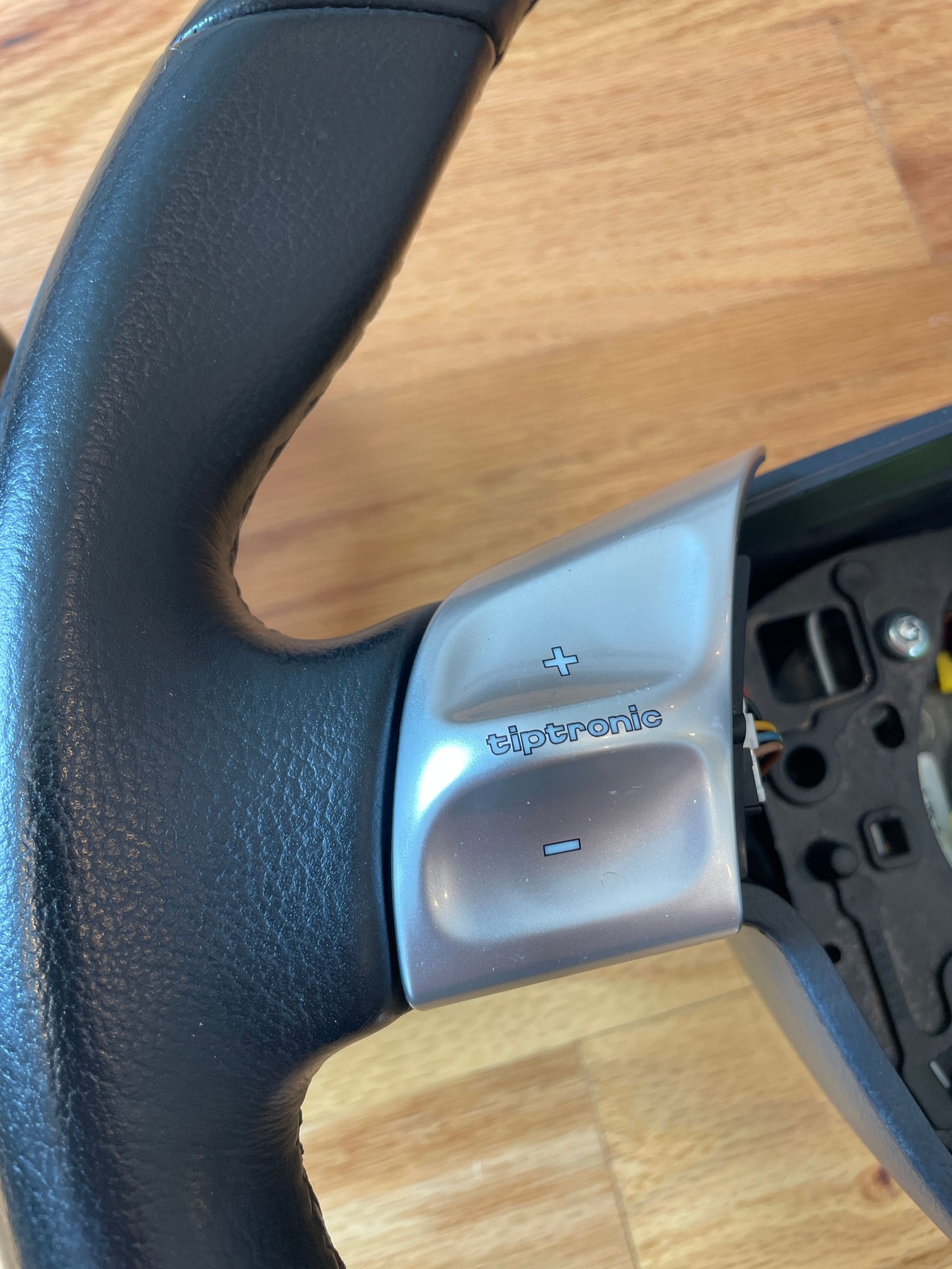 Interior/Upholstery - 997 / 987 OEM Sport Steering Wheel & Airbag - Tiptronic - Used - -1 to 2026  All Models - Boston, MA 02127, United States