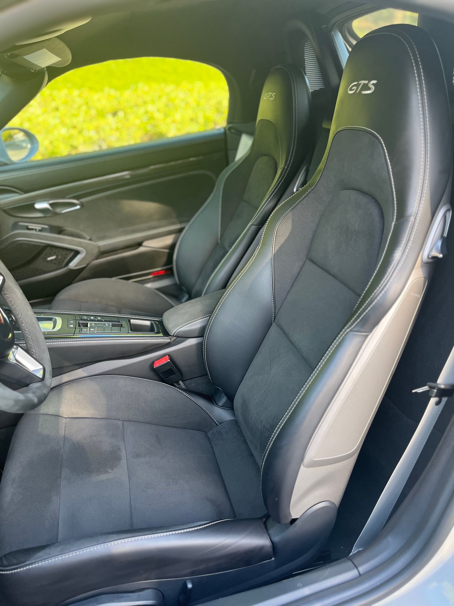 2022 Porsche 718 - 2022 718 Boxster GTS 4.0 - Used - VIN WP0CD2A82NS228580 - 7,978 Miles - 6 cyl - Automatic - Convertible - Other - Lake Forest, CA 92630, United States