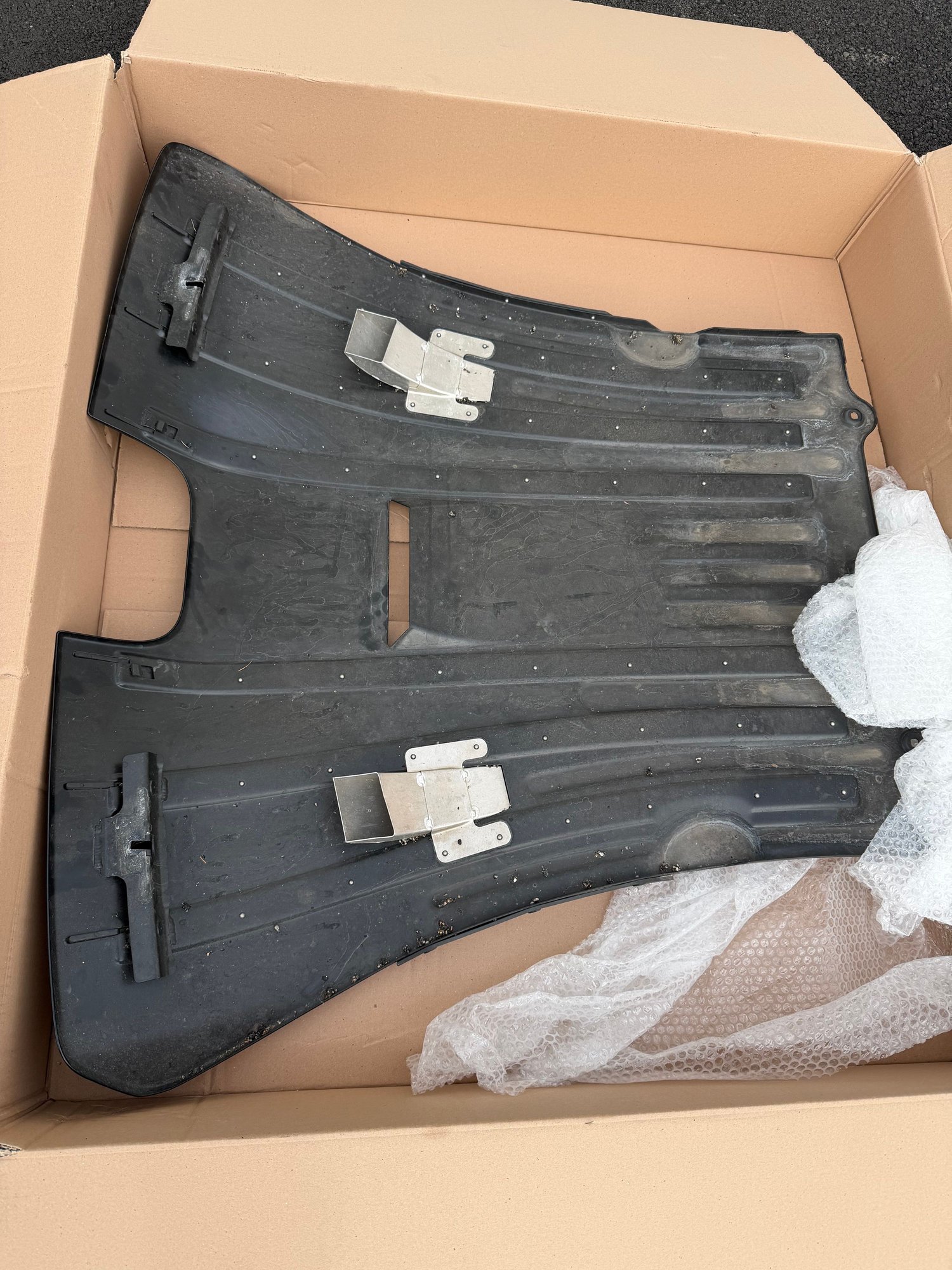 Exterior Body Parts - 992.1 GT3/3RS Underbody Diffuser 9GT.825.197B 9GT825197B - Used - -1 to 2027  All Models - Philadelphia, PA 19019, United States