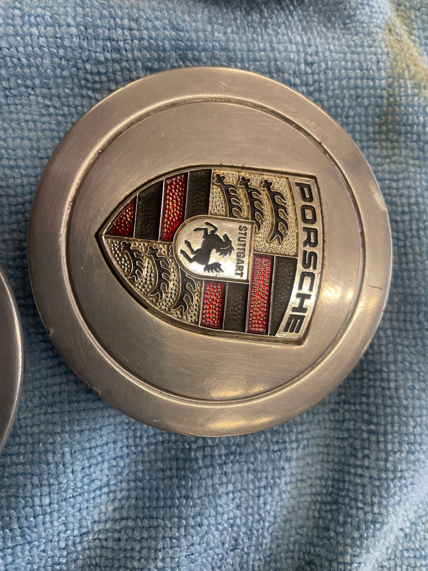 Wheels and Tires/Axles - Set of 4 OEM Aluminum centercaps with painted crests and plastic C4S caps - Used - Centerville, OH 45459, United States