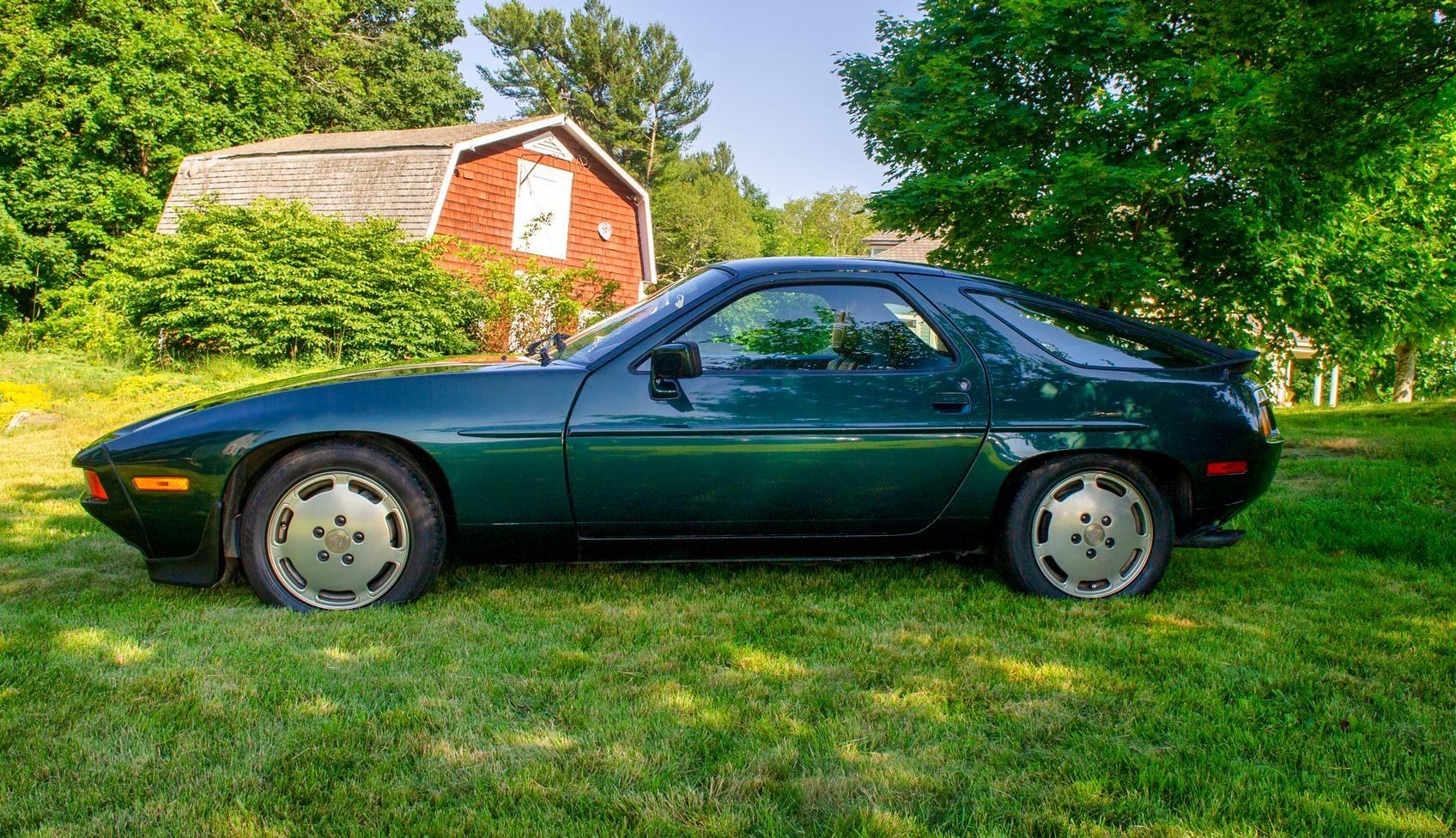 1983 Porsche 928 - 1983 Porsche 928S 5-speed manual, Moss Green Metallic, Black full leather interior - Used - VIN WP0JB0924DS860125 - 32,855 Miles - 8 cyl - 2WD - Manual - Coupe - Other - Dartmouth, MA 02747, United States