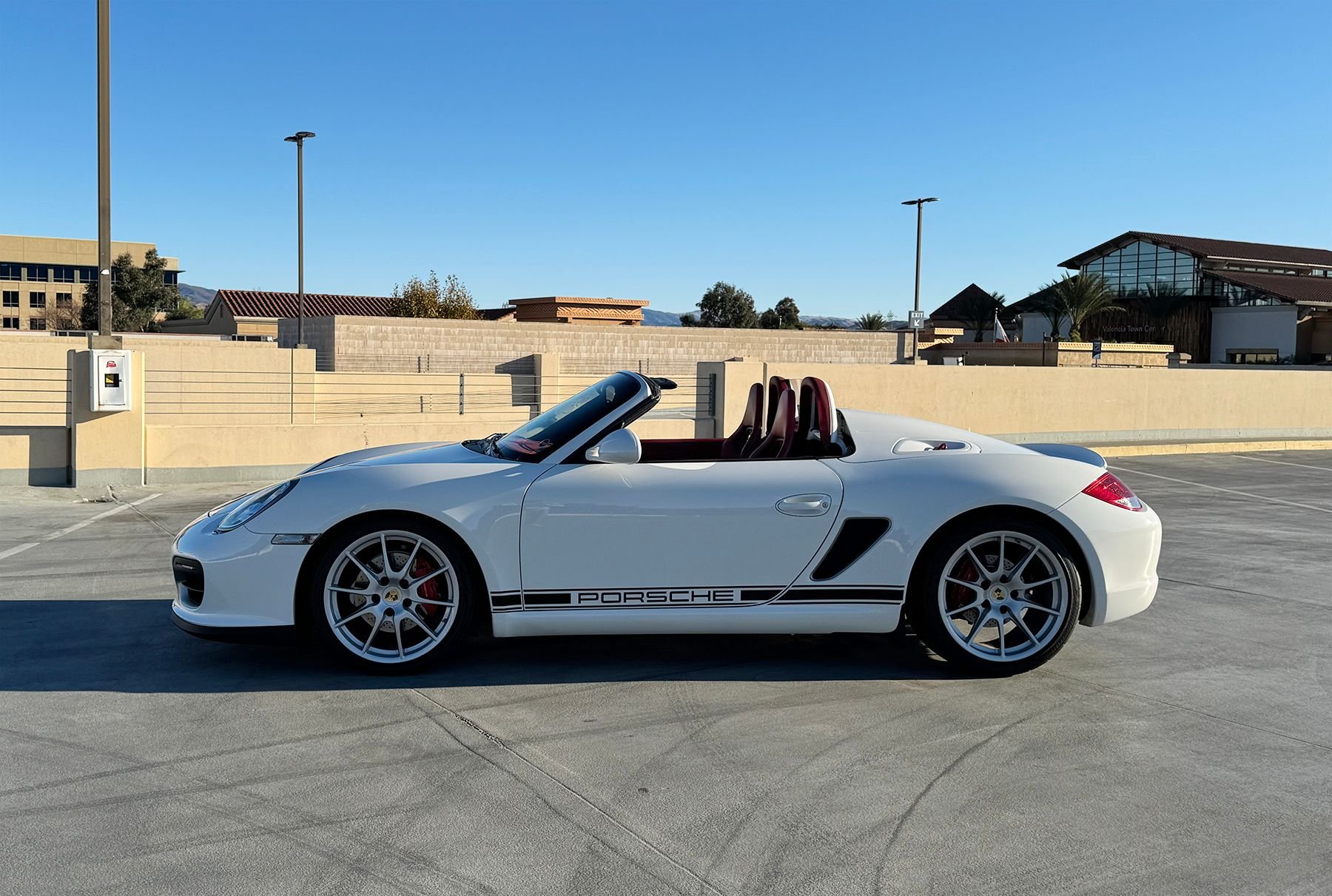 2011 Porsche Boxster - 2011 Boxster Spyder for sale - white on red manual w/ carbon buckets 15.8k miles - Used - VIN wp0cb2a88bs745559 - 15,800 Miles - 6 cyl - 2WD - Manual - Convertible - White - Santa Clarita, CA 91355, United States
