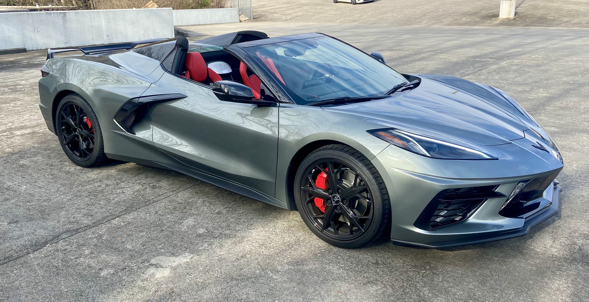 2021 Chevrolet Corvette -  - Used - VIN 1G1YB3D44N5111195 - 1,300 Miles - 8 cyl - 2WD - Automatic - Convertible - Gray - Roswell, GA 30076, United States