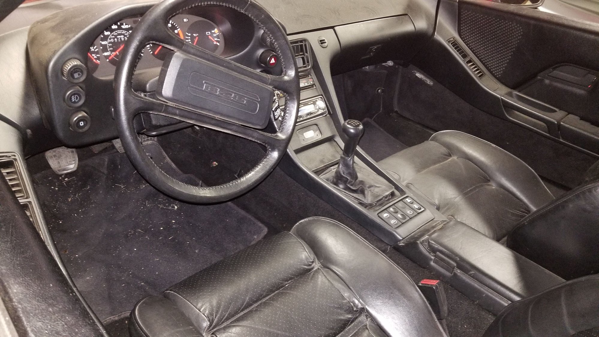 1983 Porsche 928 - 1983 Porsche 928s - Used - VIN WP0JB0928DS861293 - 48,000 Miles - 8 cyl - 2WD - Manual - Red - Dowagiac, MI 49047, United States