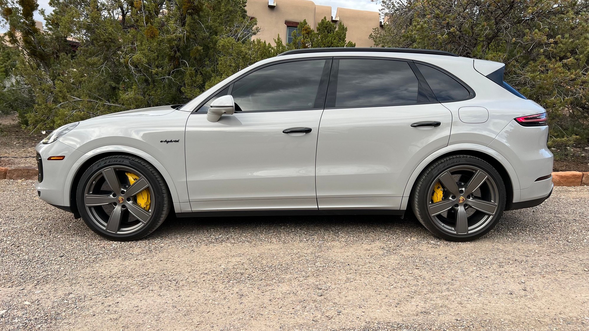 2021 Porsche Cayenne - Beautiful CPO 2021 Cayenne Turbo S e-Hybrid in Chalk - Used - VIN WP1AH2AY7MDA3811 - 12,300 Miles - 8 cyl - AWD - Automatic - SUV - Other - Santa Fe, NM 87501, United States