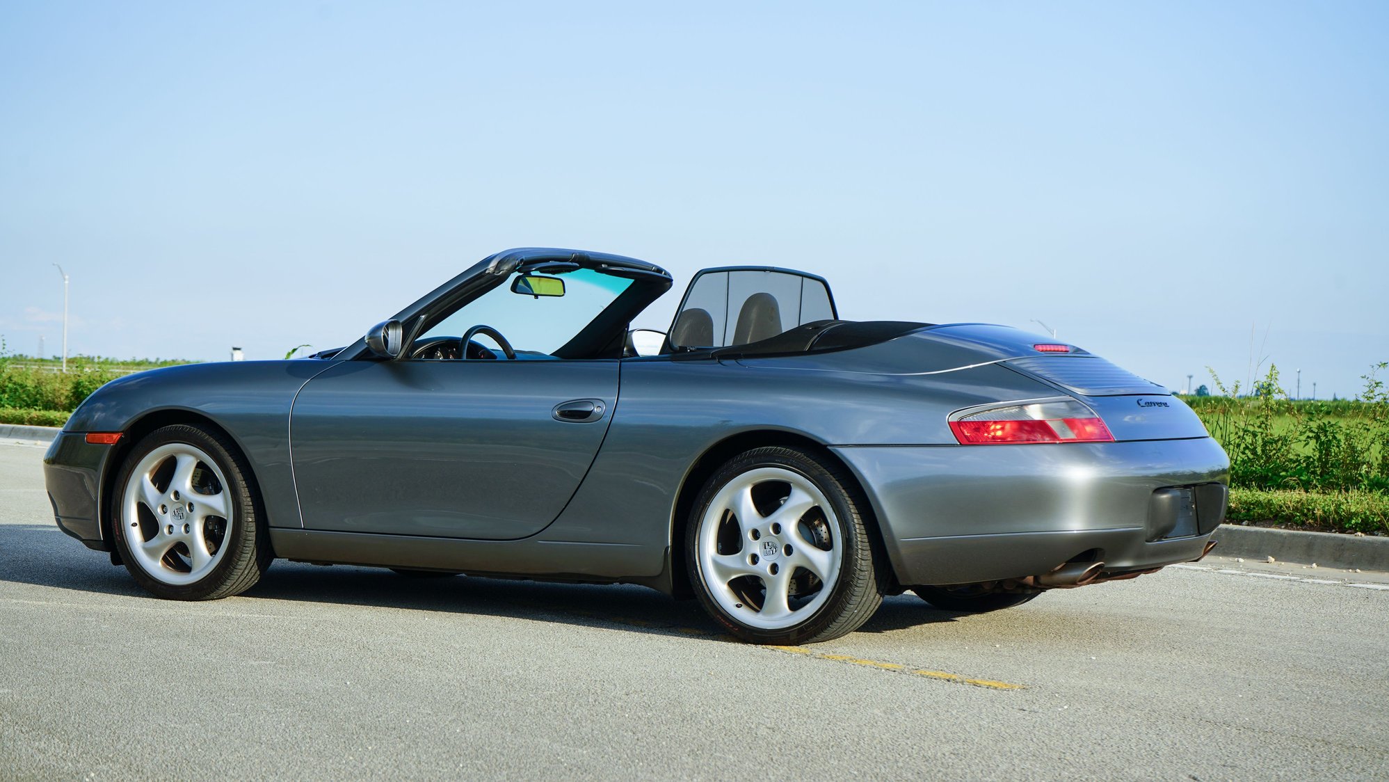 2001 Porsche 911 - 2001 Porsche Carrera Cabriolet - Hardtop, 6 Speed - Used - VIN WP0CA29971S652076 - 45,600 Miles - 6 cyl - 2WD - Manual - Convertible - Gray - Miami, FL 33186, United States