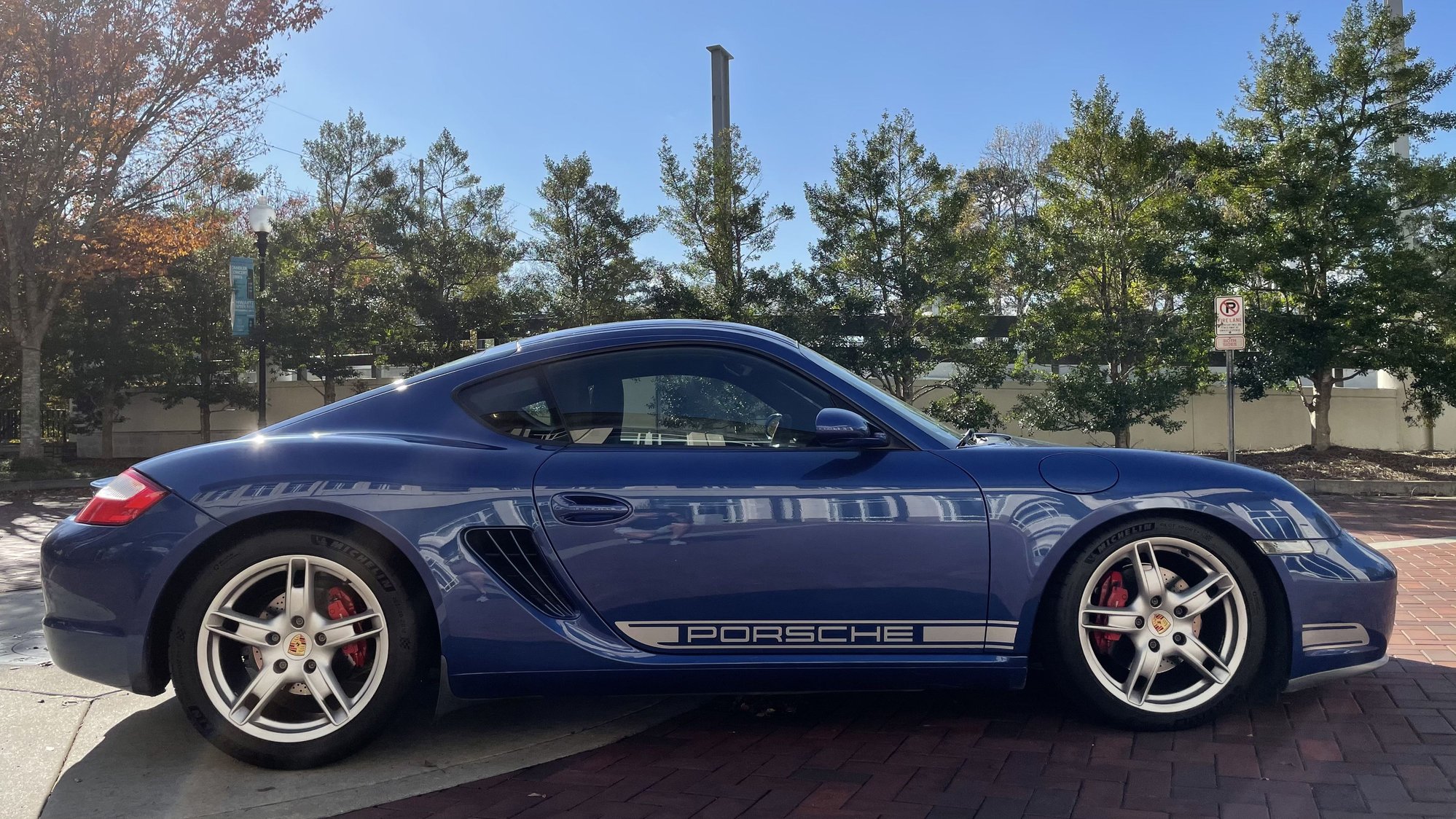 2006 Porsche Cayman - 2006 Cayman S - Used - VIN WP0AB298X6U781985 - 63,441 Miles - 6 cyl - 2WD - Manual - Coupe - Blue - Atlanta, GA 30341, United States