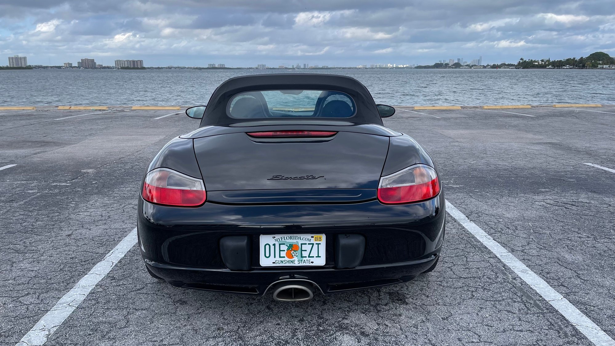 2003 Porsche Boxster - 2003 Porsche Boxster - Used - VIN WP0CA29833U620658 - 31,750 Miles - 6 cyl - 2WD - Automatic - Convertible - Black - Miami Beach, FL 33141, United States