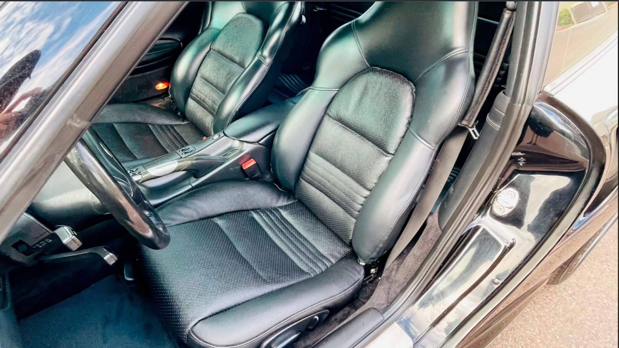 2003 Porsche 911 - 2003 Porsche 911 Turbo in Las Vegas! - Used - VIN WP0AB29903S685573 - 104,800 Miles - 6 cyl - AWD - Automatic - Coupe - Black - Las Vegas, NV 89118, United States