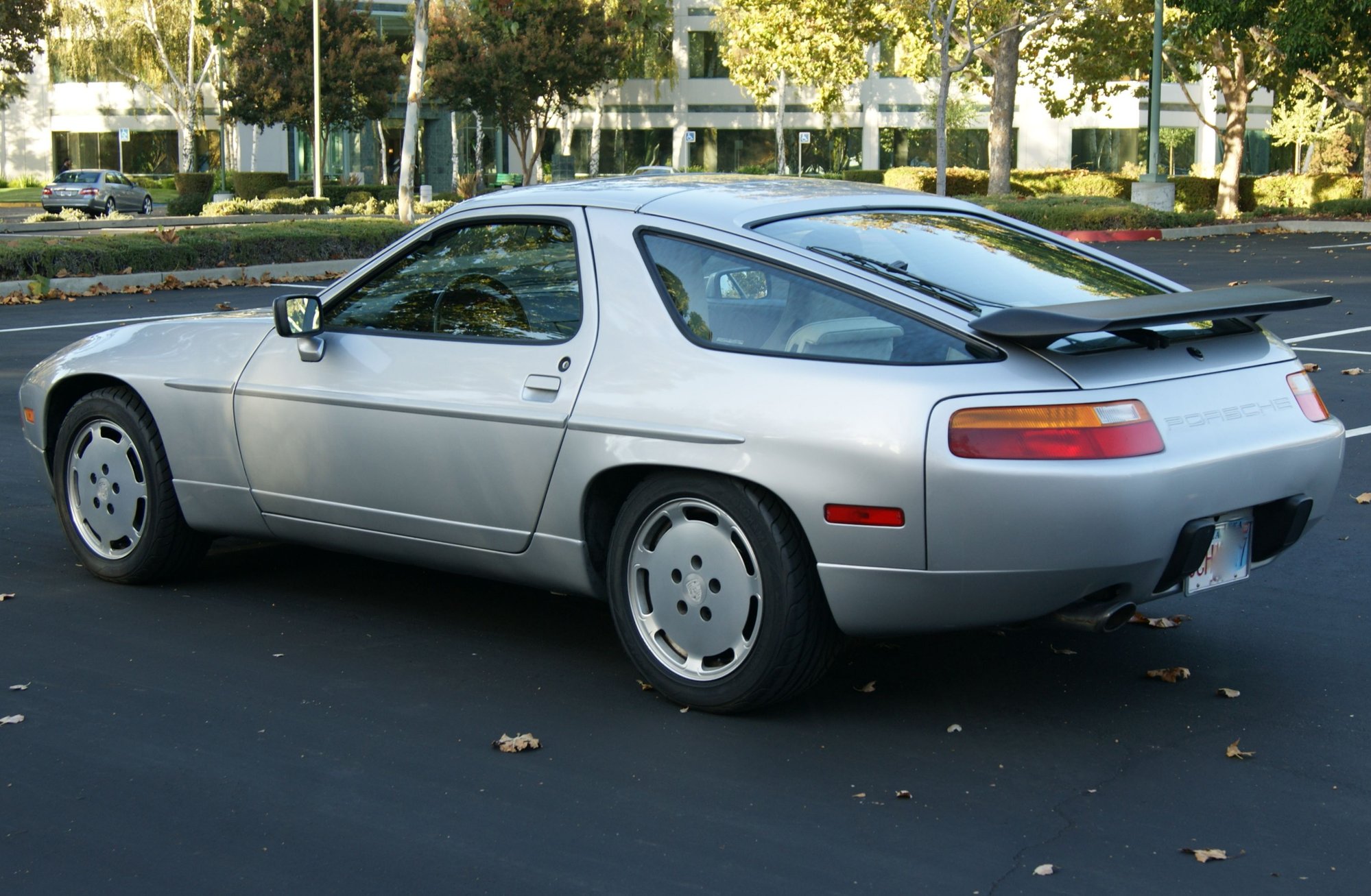 1988 Porsche 928 - 1988 Porsche 928 S4, beautiful, all original 42k miles, excellent condition - Used - VIN WP0JB0929JS860407 - 42,500 Miles - 8 cyl - 2WD - Automatic - Coupe - Silver - Pleasanton, CA 94566, United States