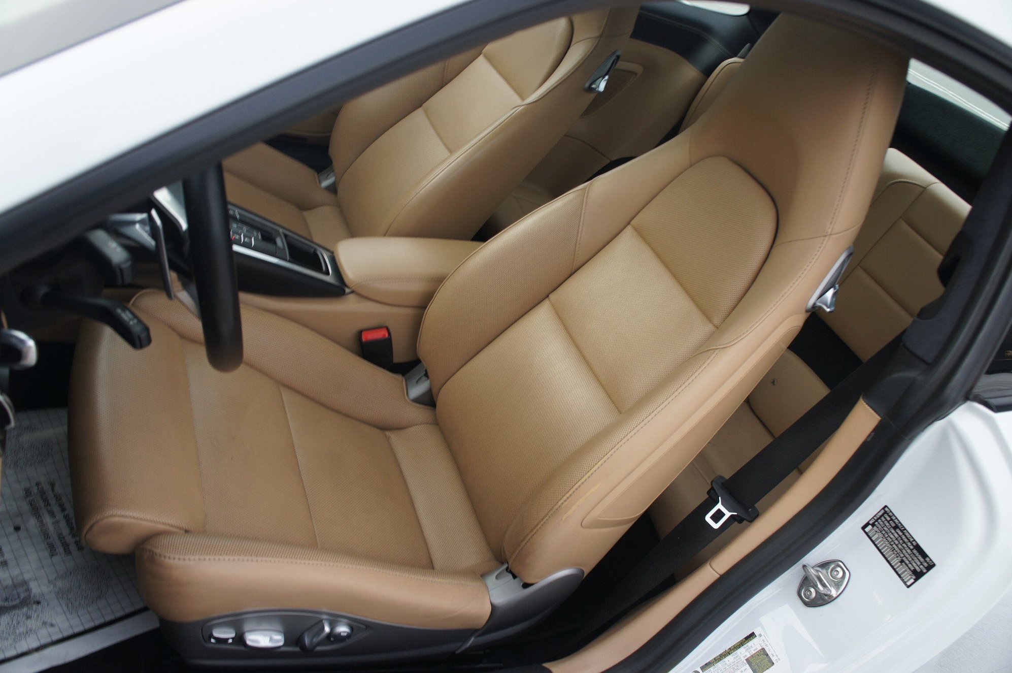 2017 Porsche 911 - 2017 Porsche Carrera 4S AWD, 2 California Owners, 13 Service Records Loaded MSRP $132 - Used - VIN 00000000000000000 - 51,500 Miles - 6 cyl - AWD - Automatic - Coupe - White - Parsippany, NJ 07054, United States