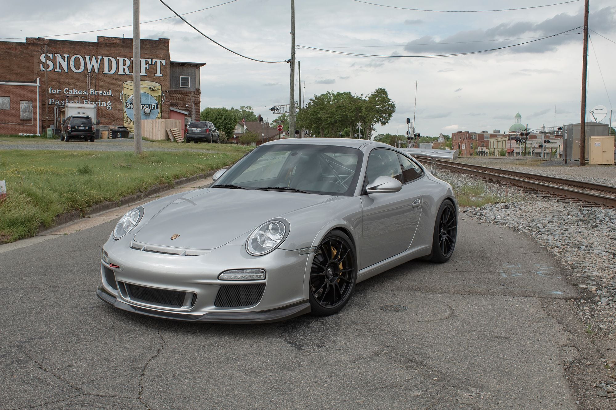 2010 Porsche 911 - Immaculate 2010 997.2 C2S 6MT (130 Images + Video. Low Mileage. OEM GT3 add-ons, etc) - Used - VIN WP0AB2A98AS720532 - 29,500 Miles - 6 cyl - 2WD - Manual - Coupe - Silver - Sanford, NC 27332, United States