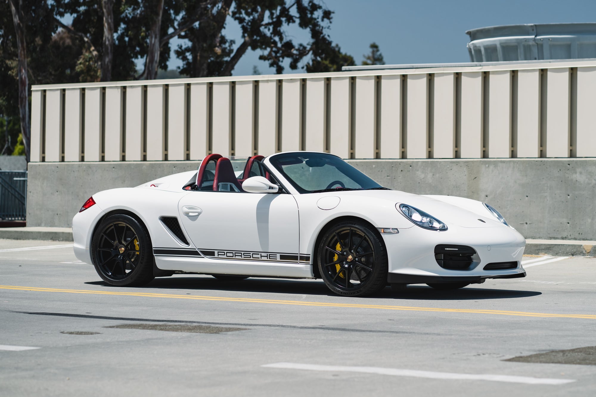 2011 Porsche Boxster - 2011 Boxster Spyder w/ 5k Miles, Folding Carbon Buckets and Over $30k in Options - Used - VIN WP0CB2A89BS745540 - 5,306 Miles - 6 cyl - 2WD - Manual - Convertible - White - Redwood City, CA 94063, United States