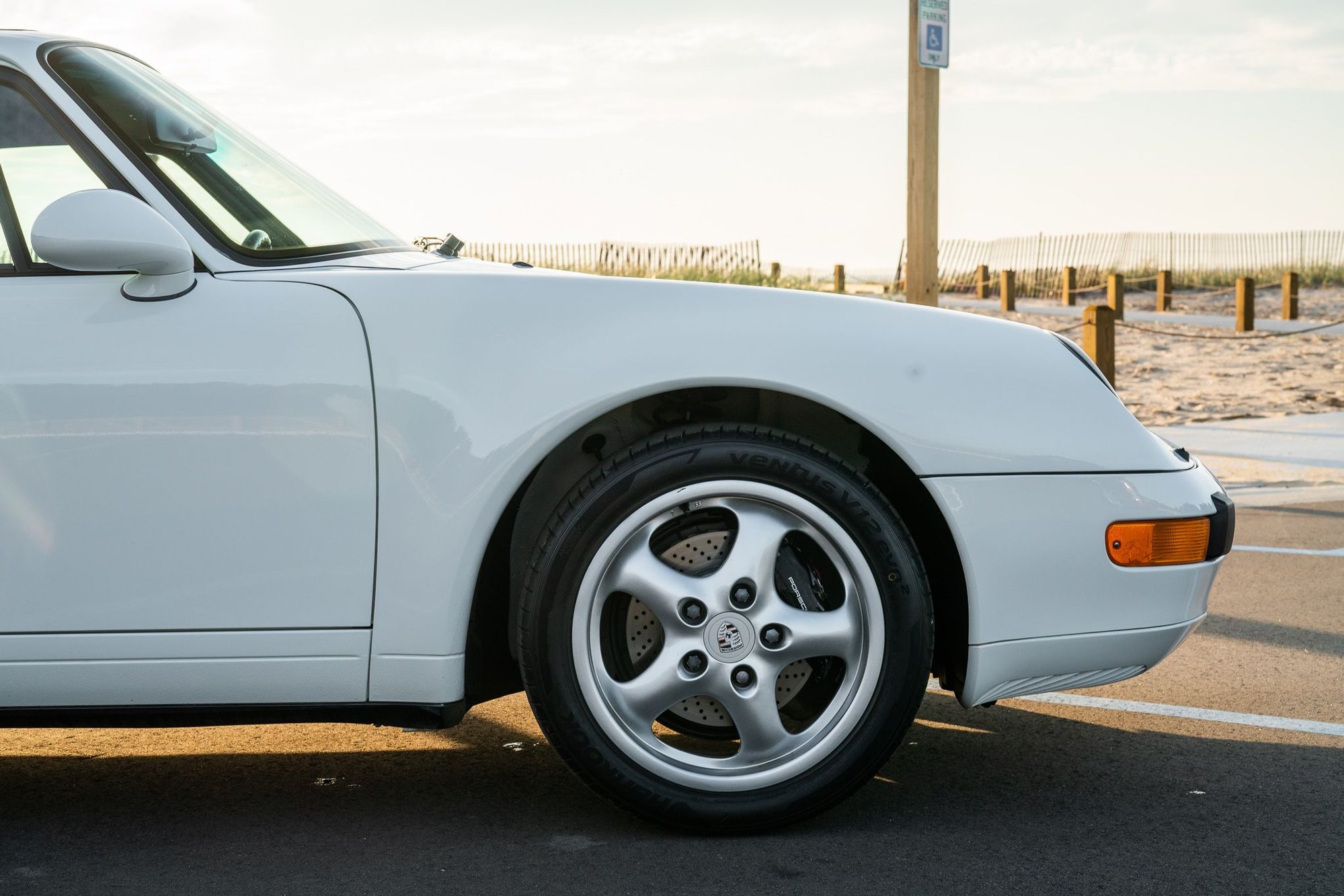 1995 Porsche 911 - 1995 993 Carrera Six-Speed One-Owner - Used - VIN Wpoaa2997ss322771 - 37,526 Miles - 6 cyl - 2WD - Manual - Coupe - White - West Olive, MI 49460, United States