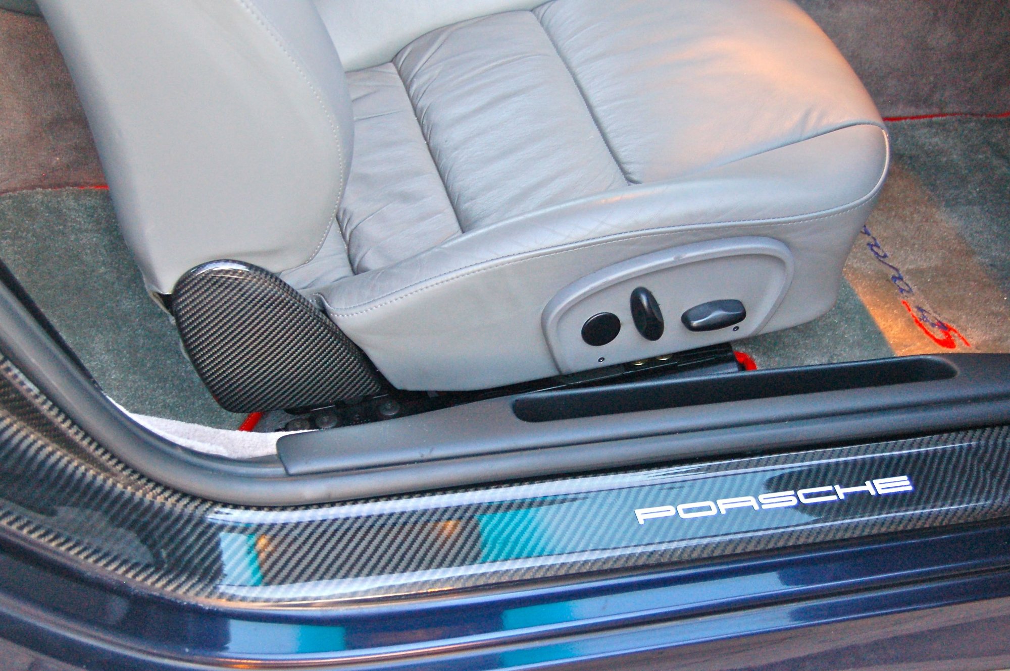 Carbon Fiber for Interior of 996 Rennlist Porsche Discussion Forums