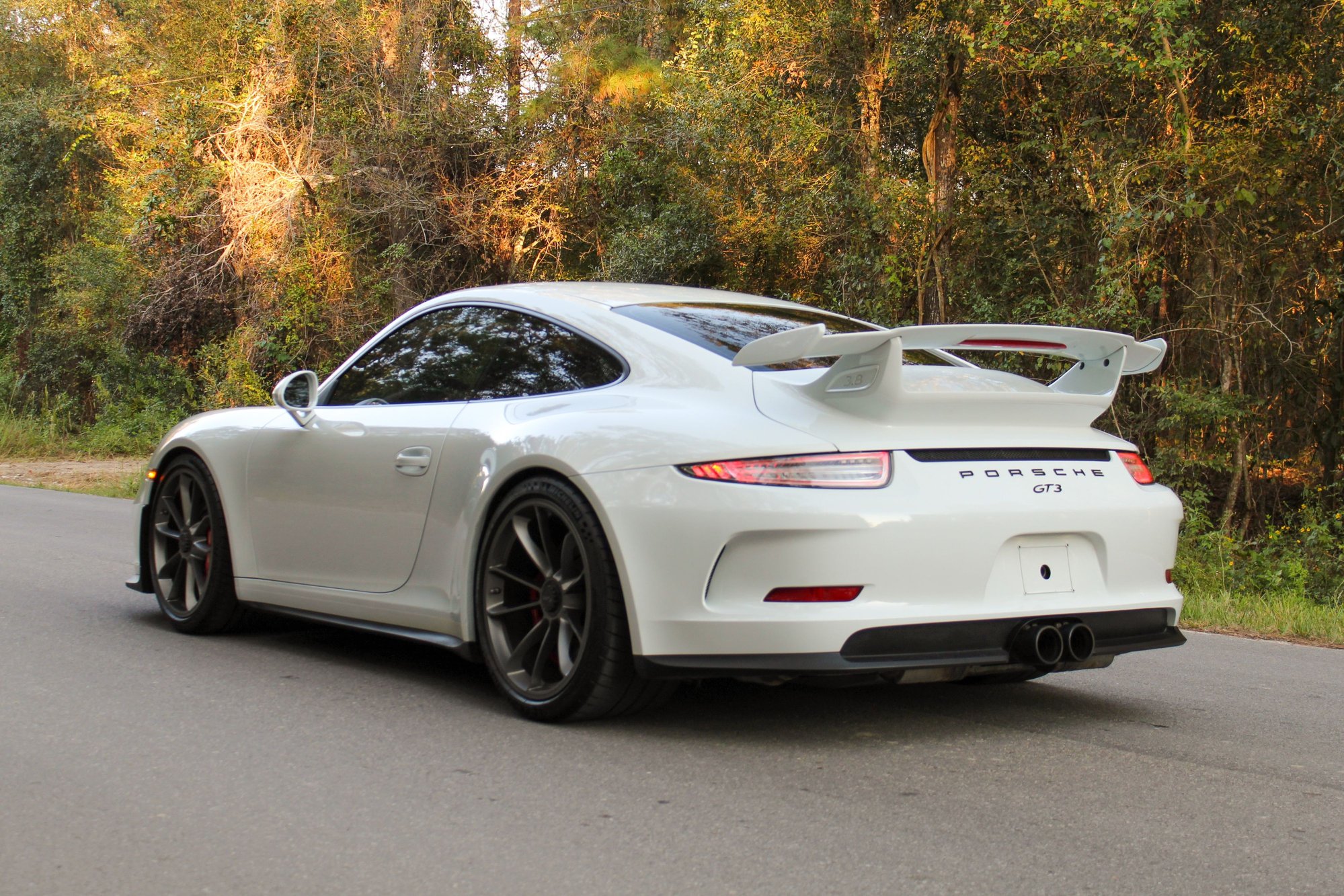 2015 Porsche GT3 - 2015 Porsche 911 GT3 - Clean, 29k miles, MUST SELL.  Reasonable offers considered. - Used - VIN WP0AC2A92FS183886 - 29,096 Miles - 6 cyl - 2WD - Automatic - Coupe - White - Greater Houston, TX 77339, United States