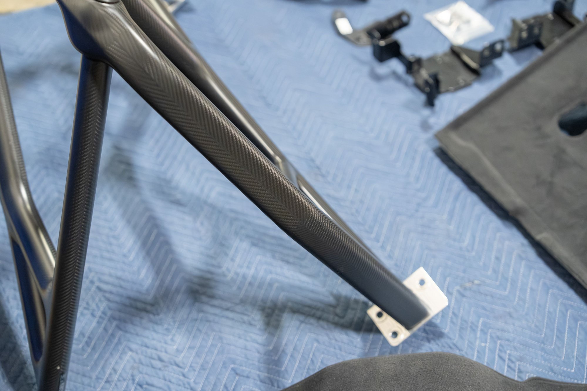 Interior/Upholstery - 992 Porsche OEM Carbon Fiber Roll Bar - Used - -1 to 2026  All Models - Orlando, FL 32750, United States