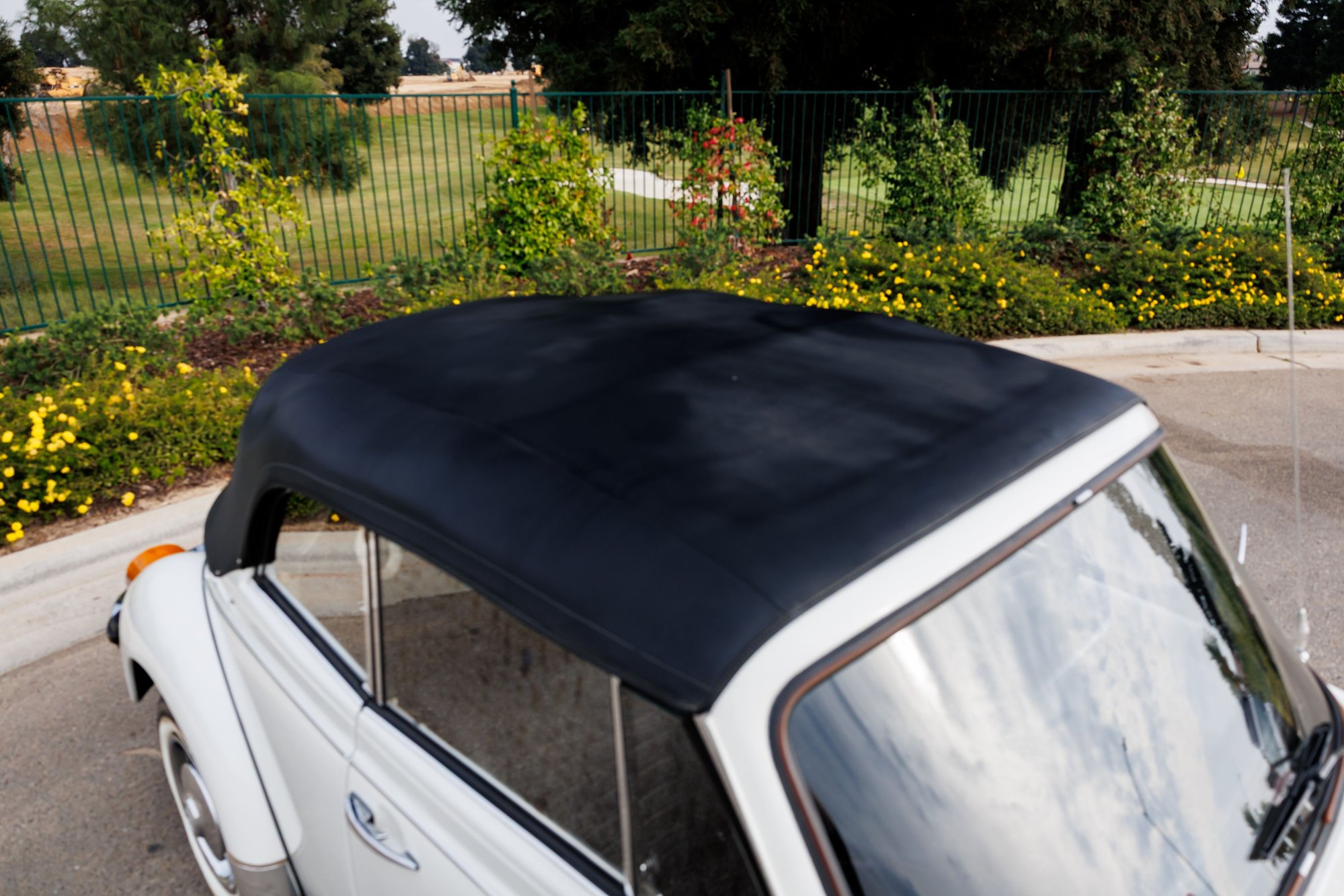 1978 Volkswagen Super Beetle - 1978 Volkswagen super beetle convertible - Used - Fresno, CA 93720, United States